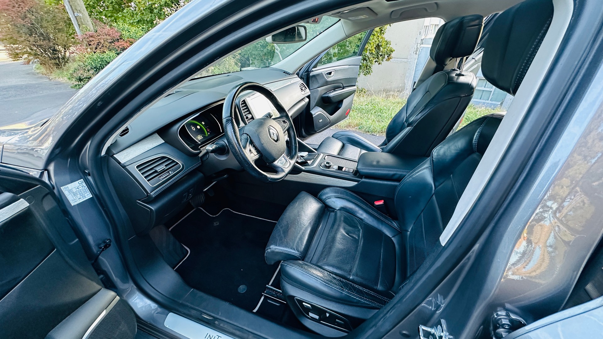 RENAULT Talisman Grandtour 1.6 TCe Initiale EDC-image-9