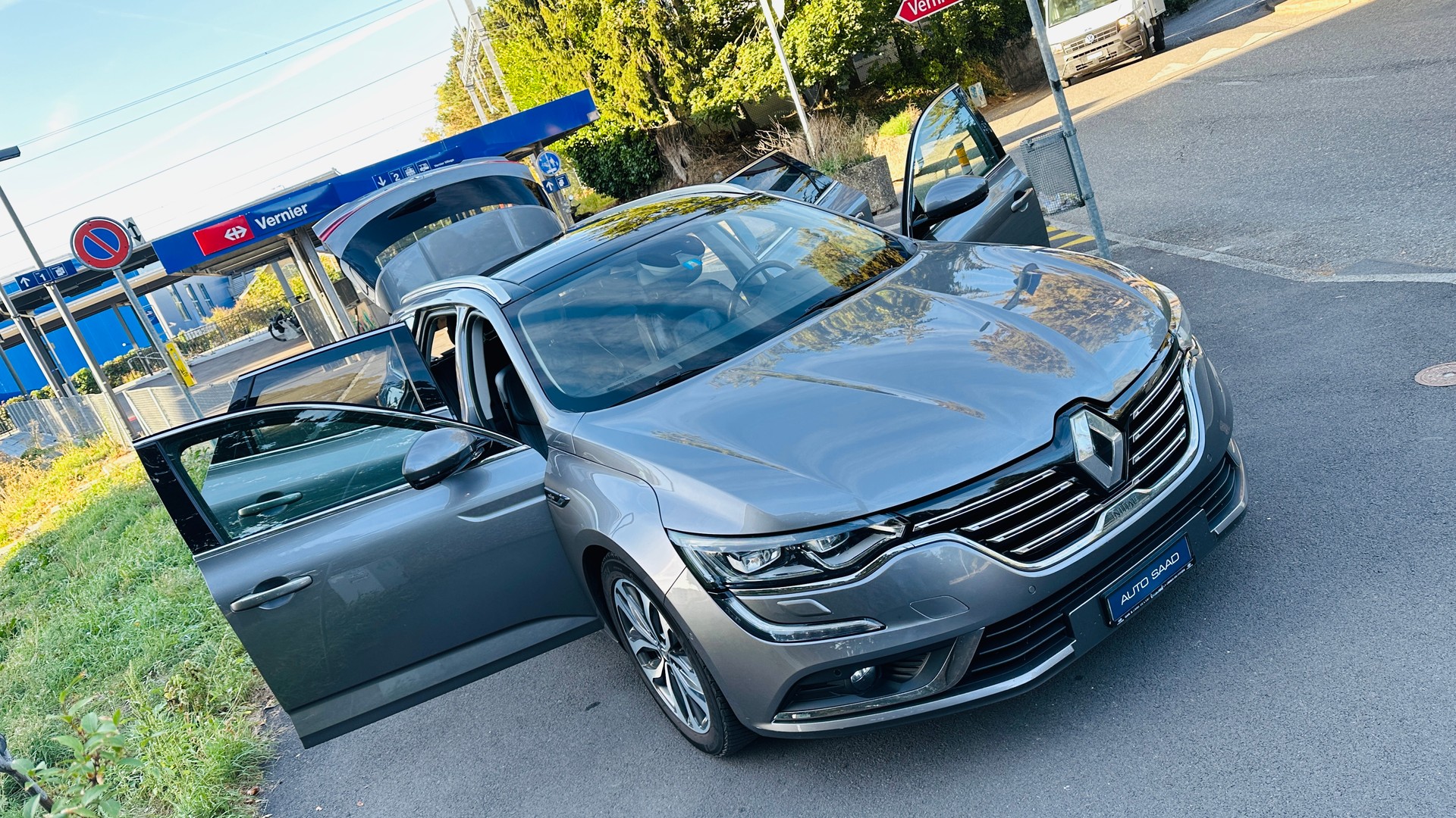 RENAULT Talisman Grandtour 1.6 TCe Initiale EDC-image-13