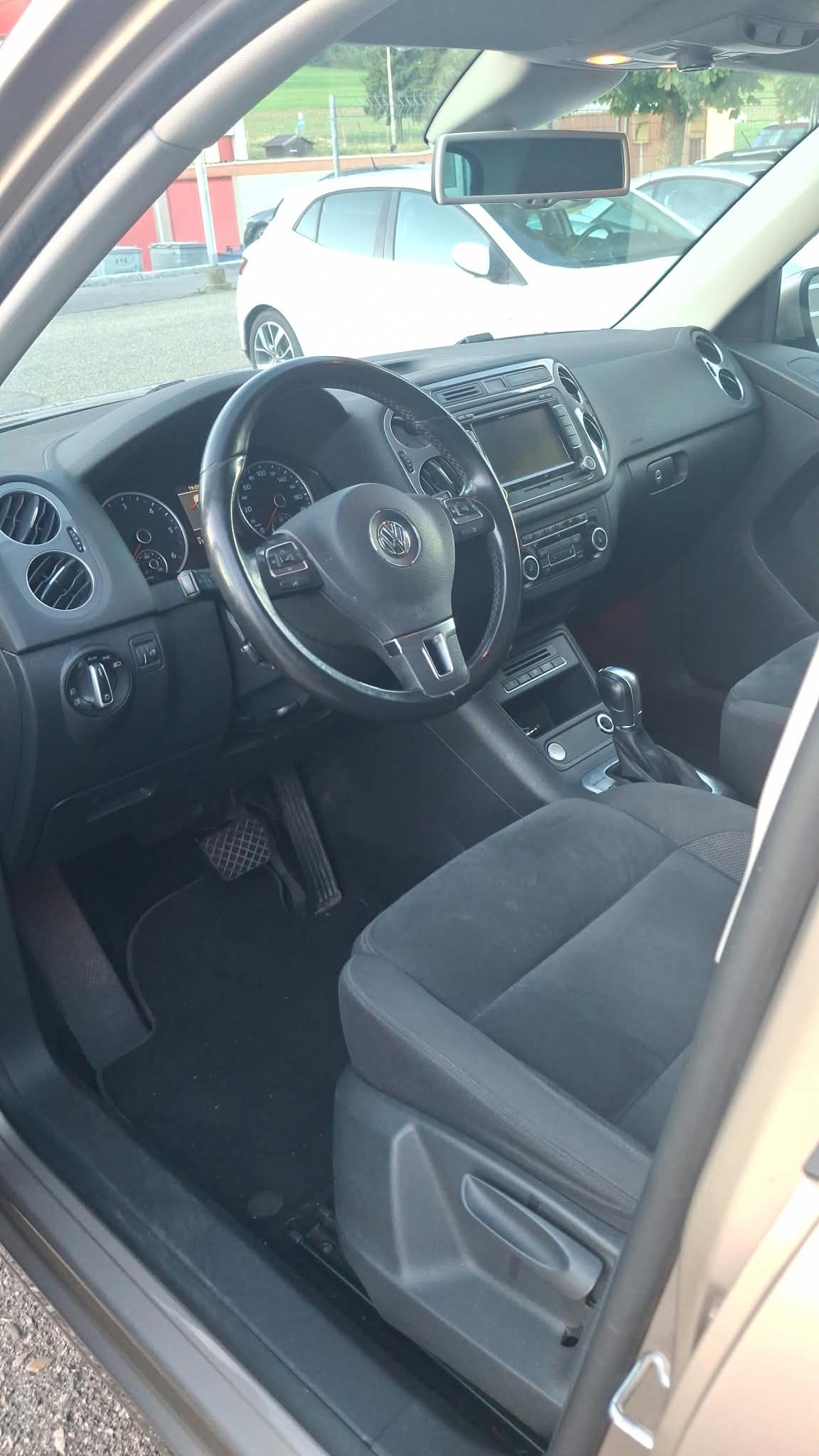 VW Tiguan 2.0 TDI BlueMotion Trend&Fun 4Motion DSG-image-7