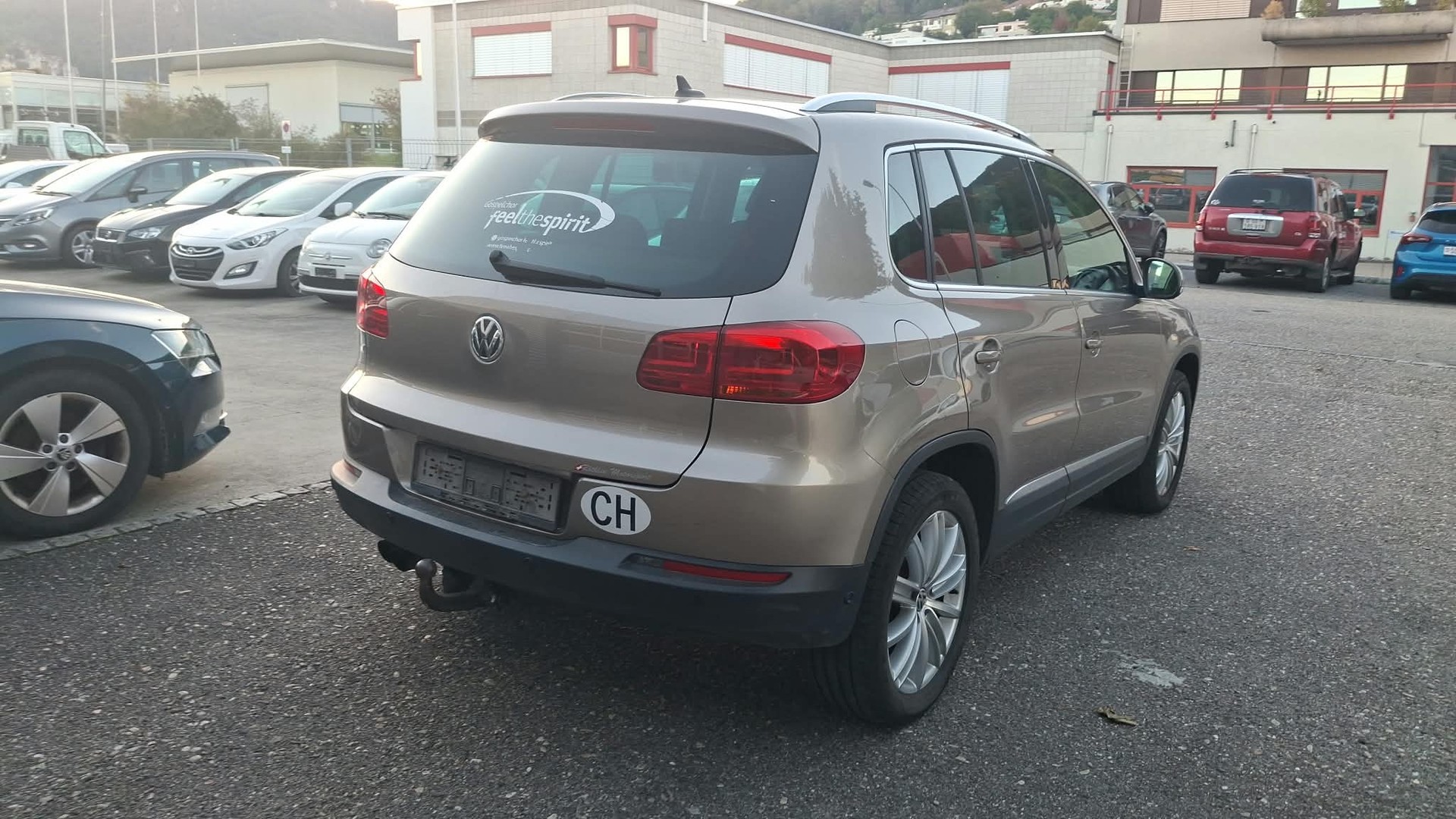 VW Tiguan 2.0 TDI BlueMotion Trend&Fun 4Motion DSG-image-4