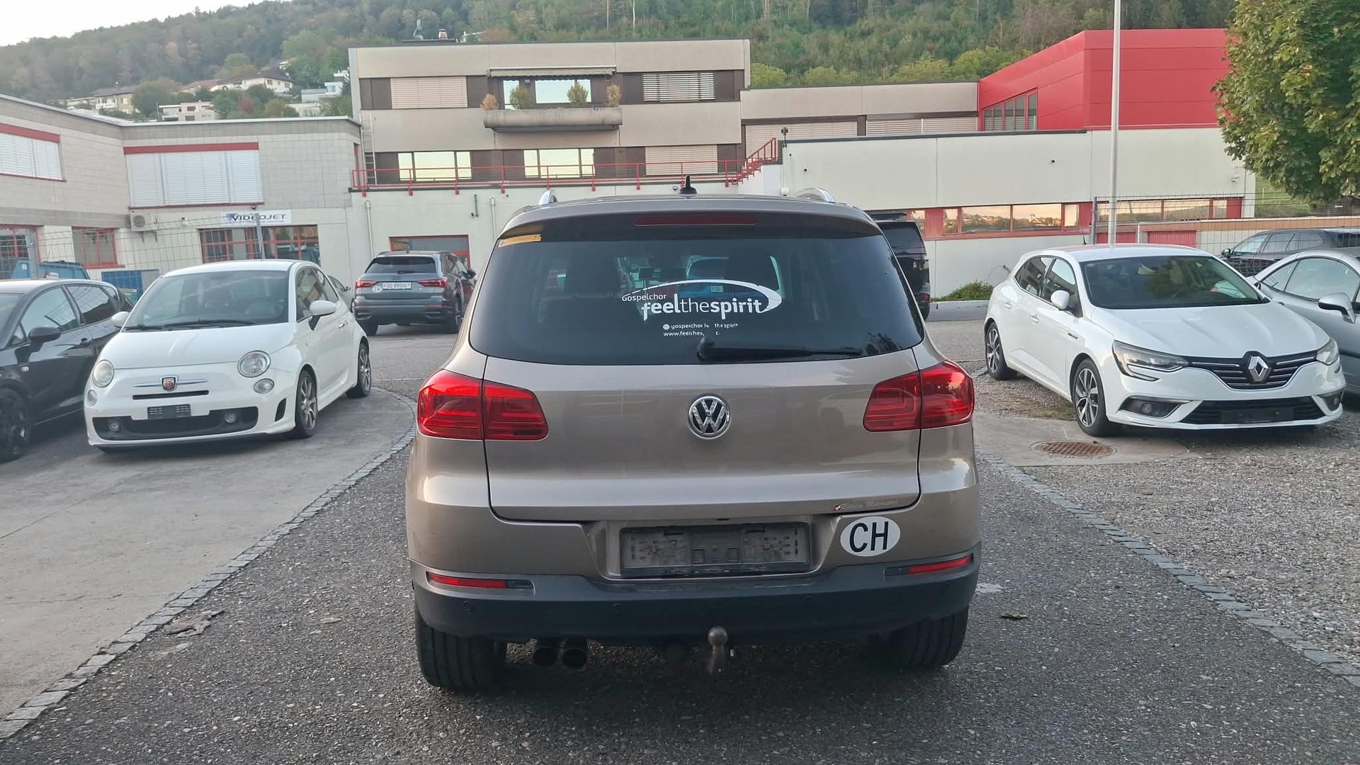 VW Tiguan 2.0 TDI BlueMotion Trend&Fun 4Motion DSG-image-9
