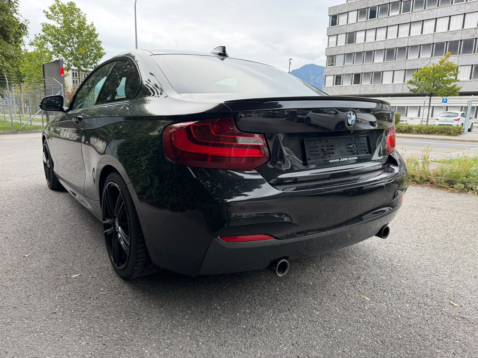 BMW M235i xDrive Steptronic-image-5