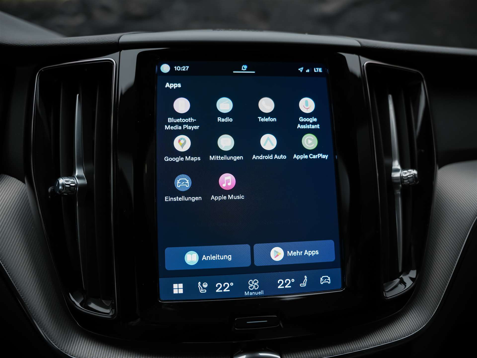 VOLVO XC60 B4 Benzin Mild Hybrid Core Geartronic *Panorama*Lenkradheizung*Harman/Kardon*-image-34