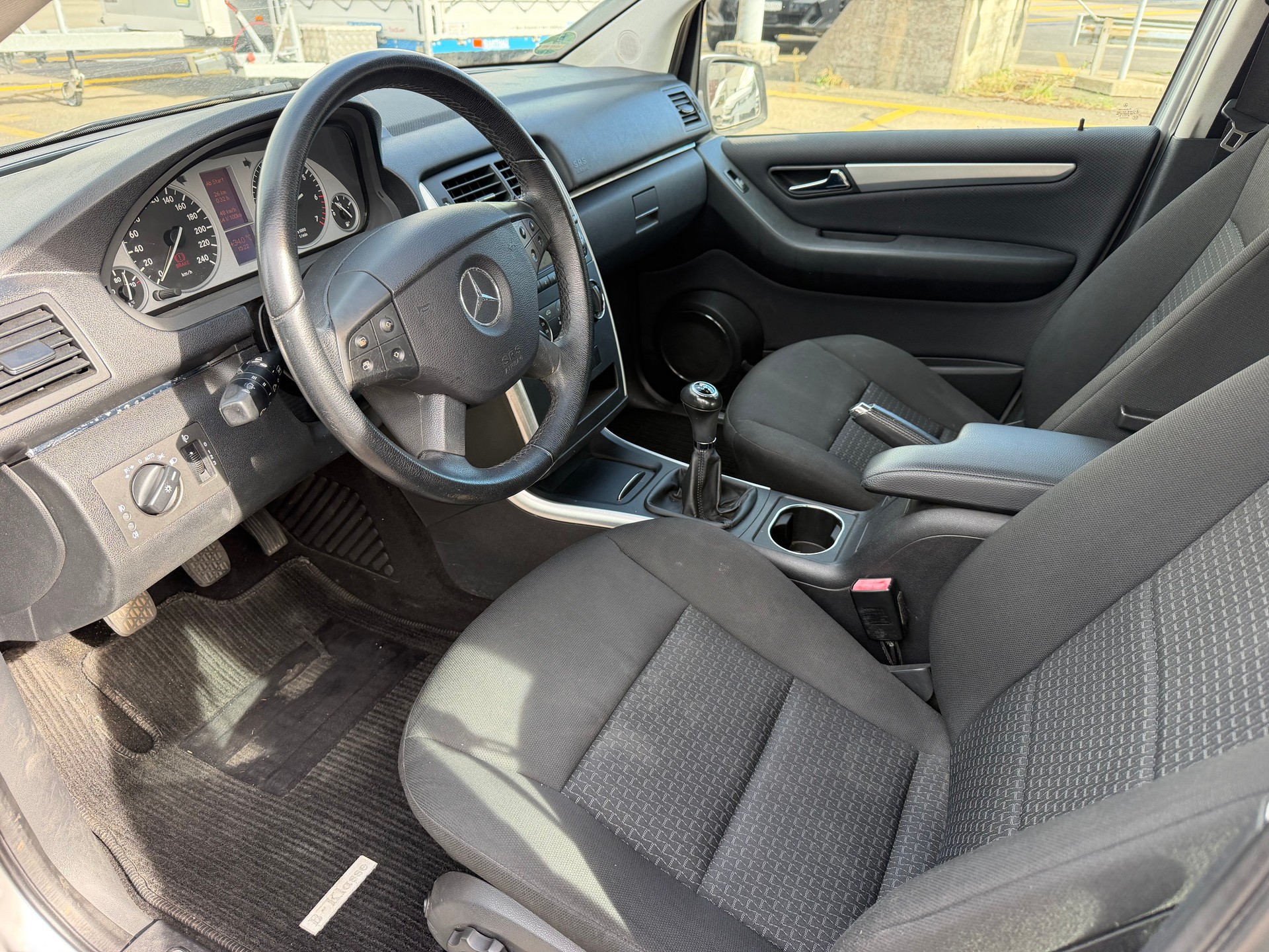 MERCEDES-BENZ B 160 (150) BlueEfficiency-image-9
