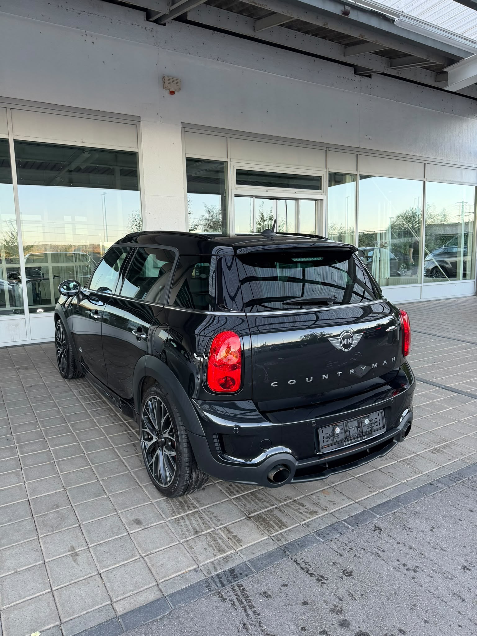 MINI Countryman John Cooper Works ALL4 Steptronic-image-3