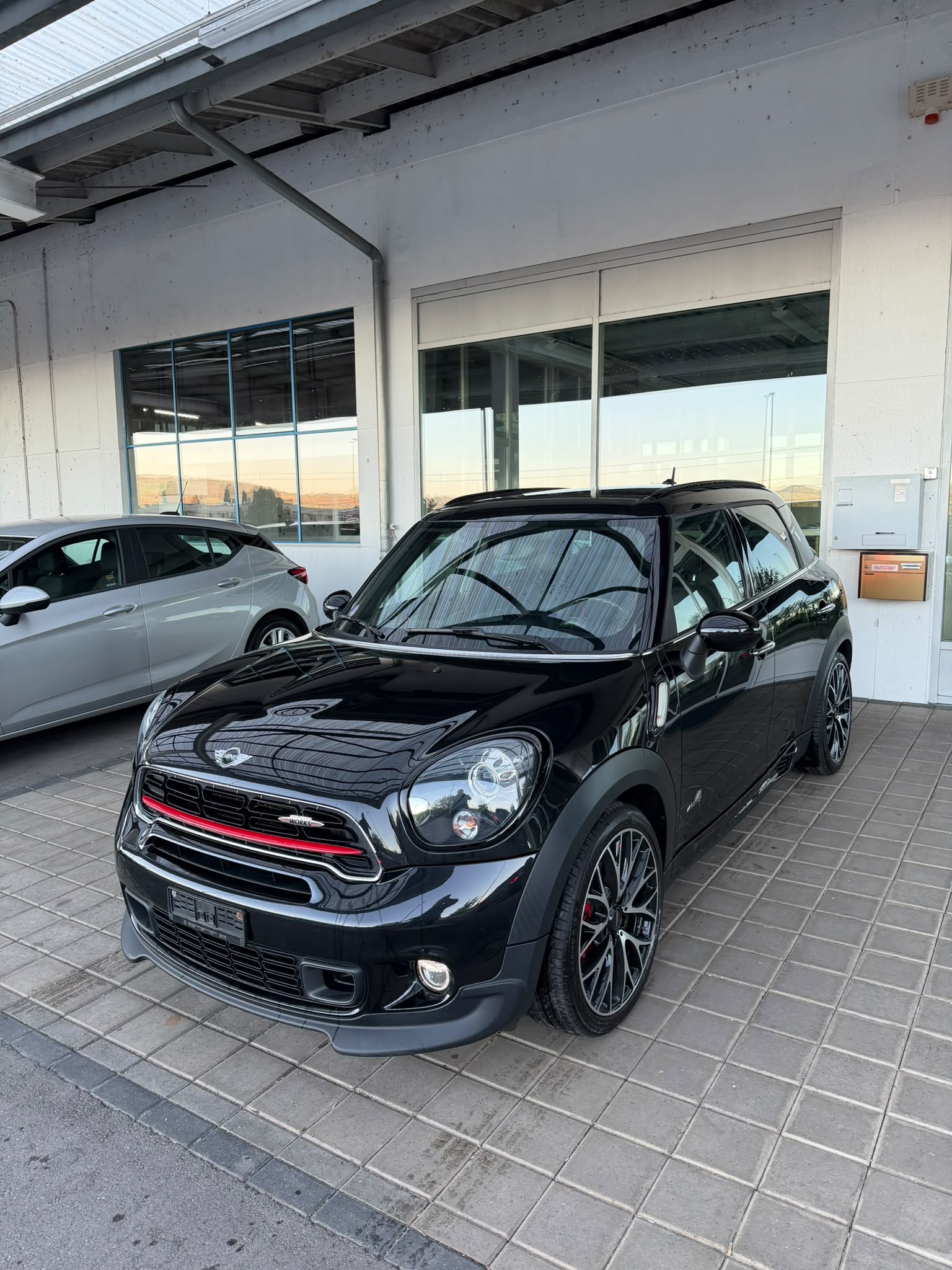 MINI Countryman John Cooper Works ALL4 Steptronic-image-2