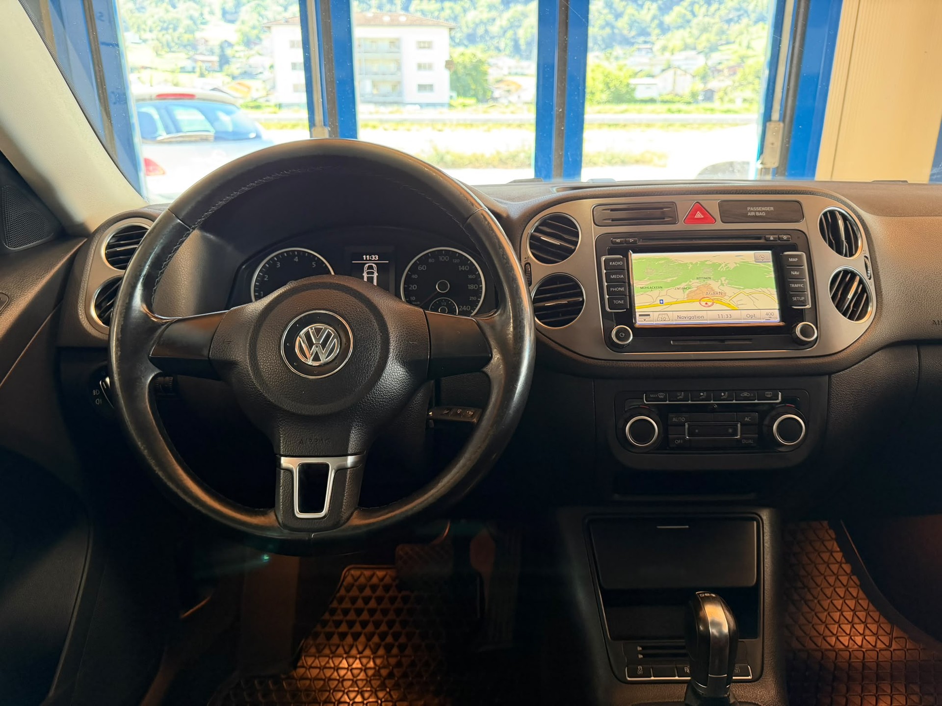 VW Tiguan 2.0 TSI Track&Field Tiptronic-image-16