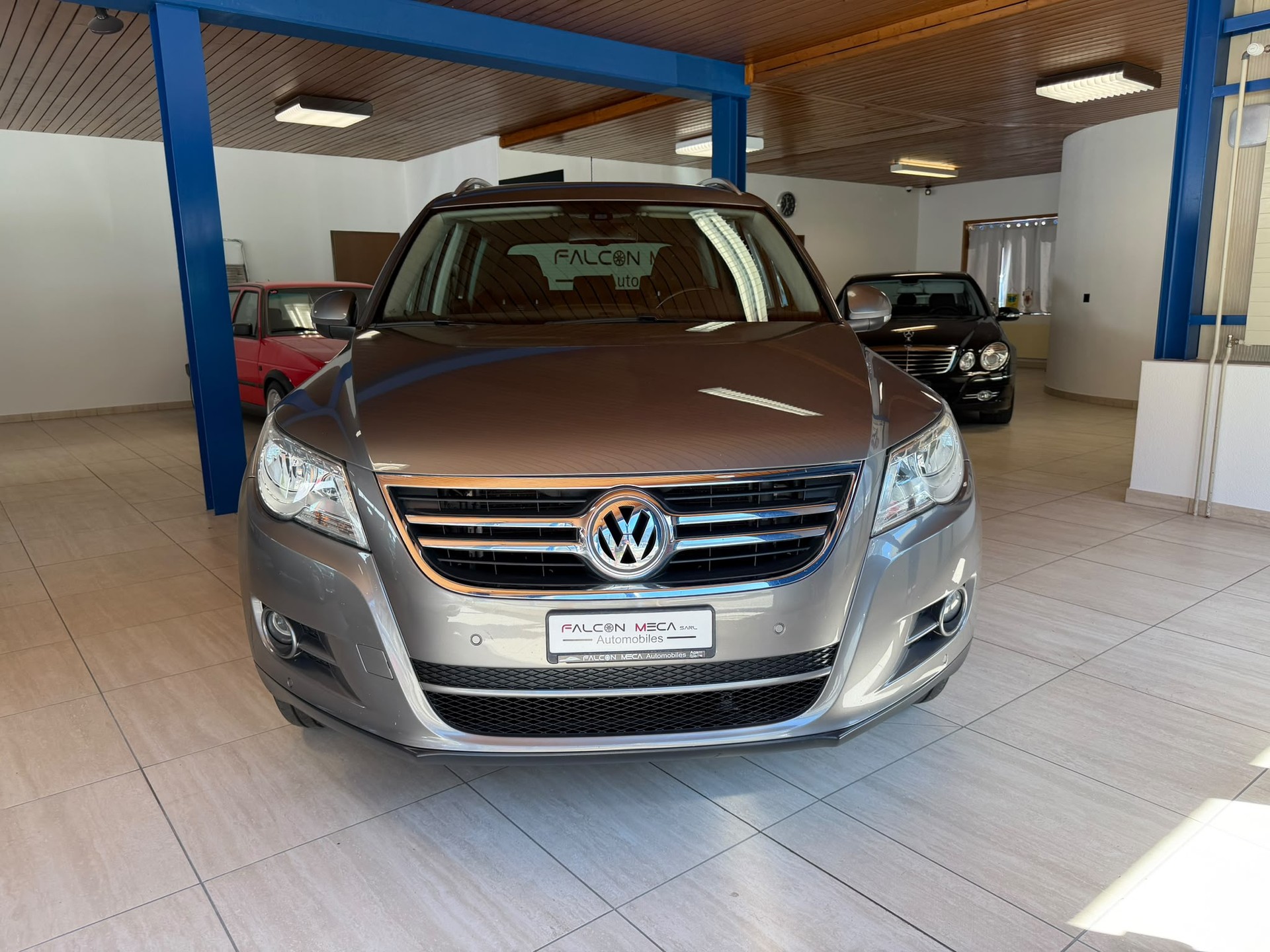 VW Tiguan 2.0 TSI Track&Field Tiptronic-image-2