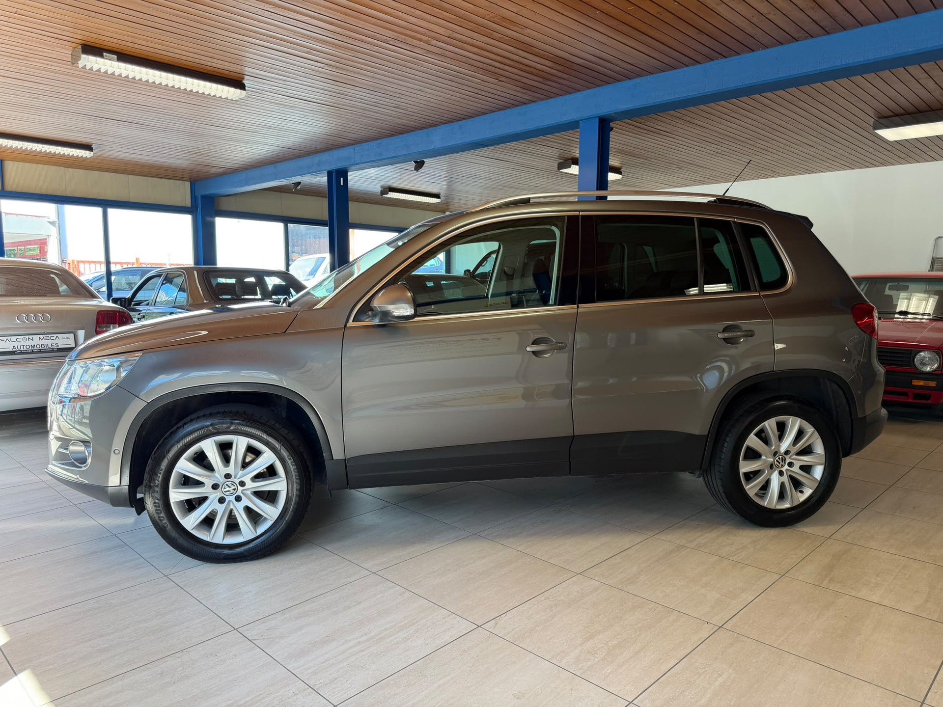 VW Tiguan 2.0 TSI Track&Field Tiptronic-image-7