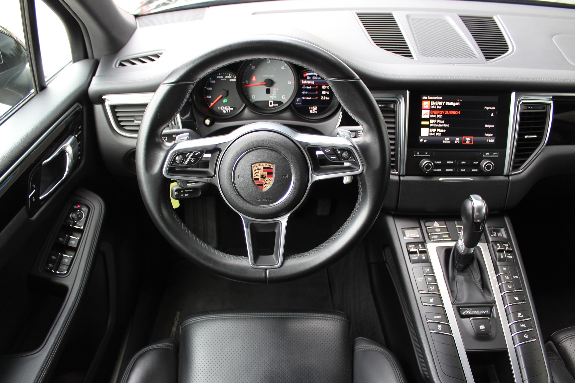 PORSCHE Macan S Diesel PDK-image-9