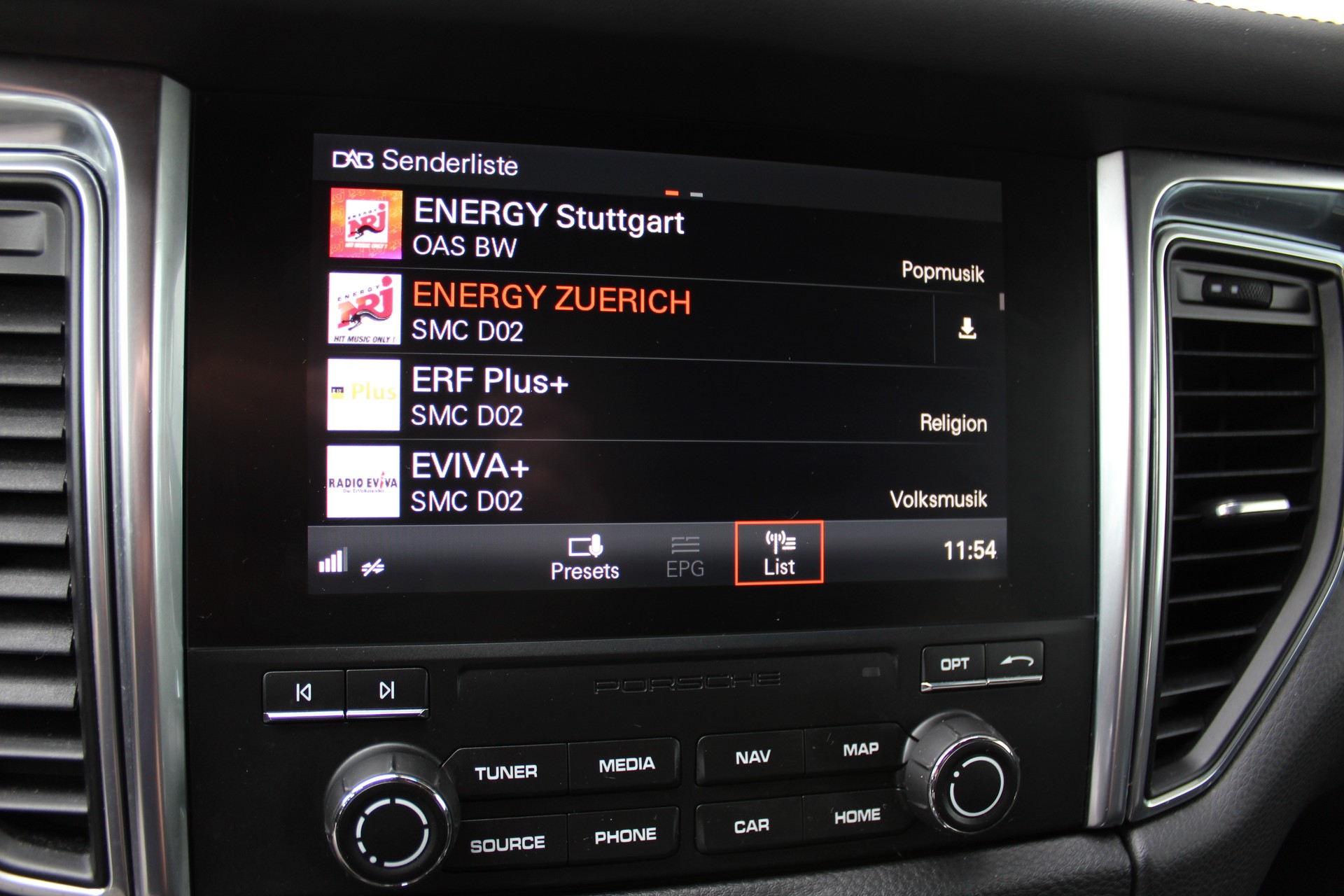 PORSCHE Macan S Diesel PDK-image-19