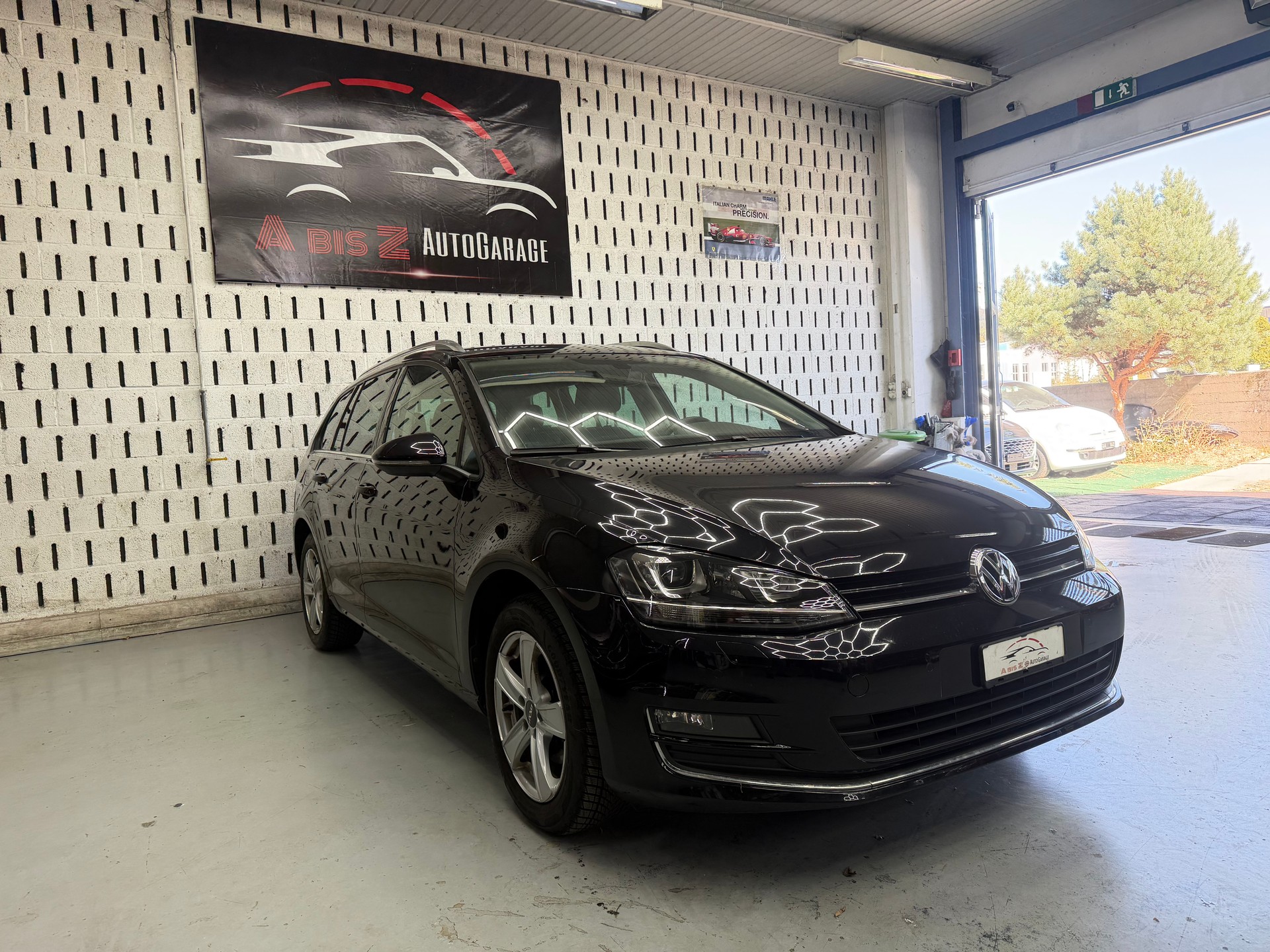 VW Golf Variant 1.4 TSI Comfortline DSG-image-2