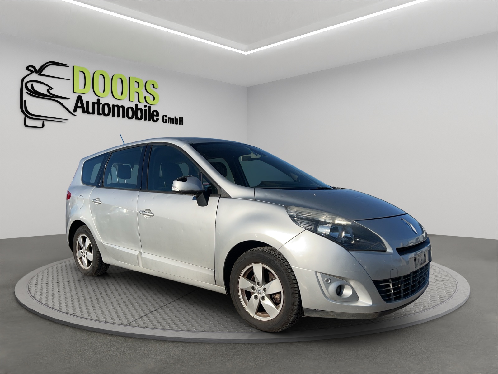 RENAULT Grand Scénic 1.6 dCi Dynamique-image-3