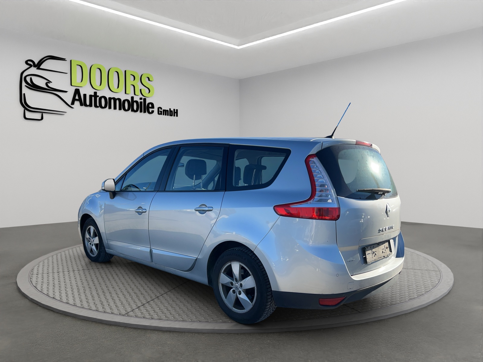 RENAULT Grand Scénic 1.6 dCi Dynamique-image-7