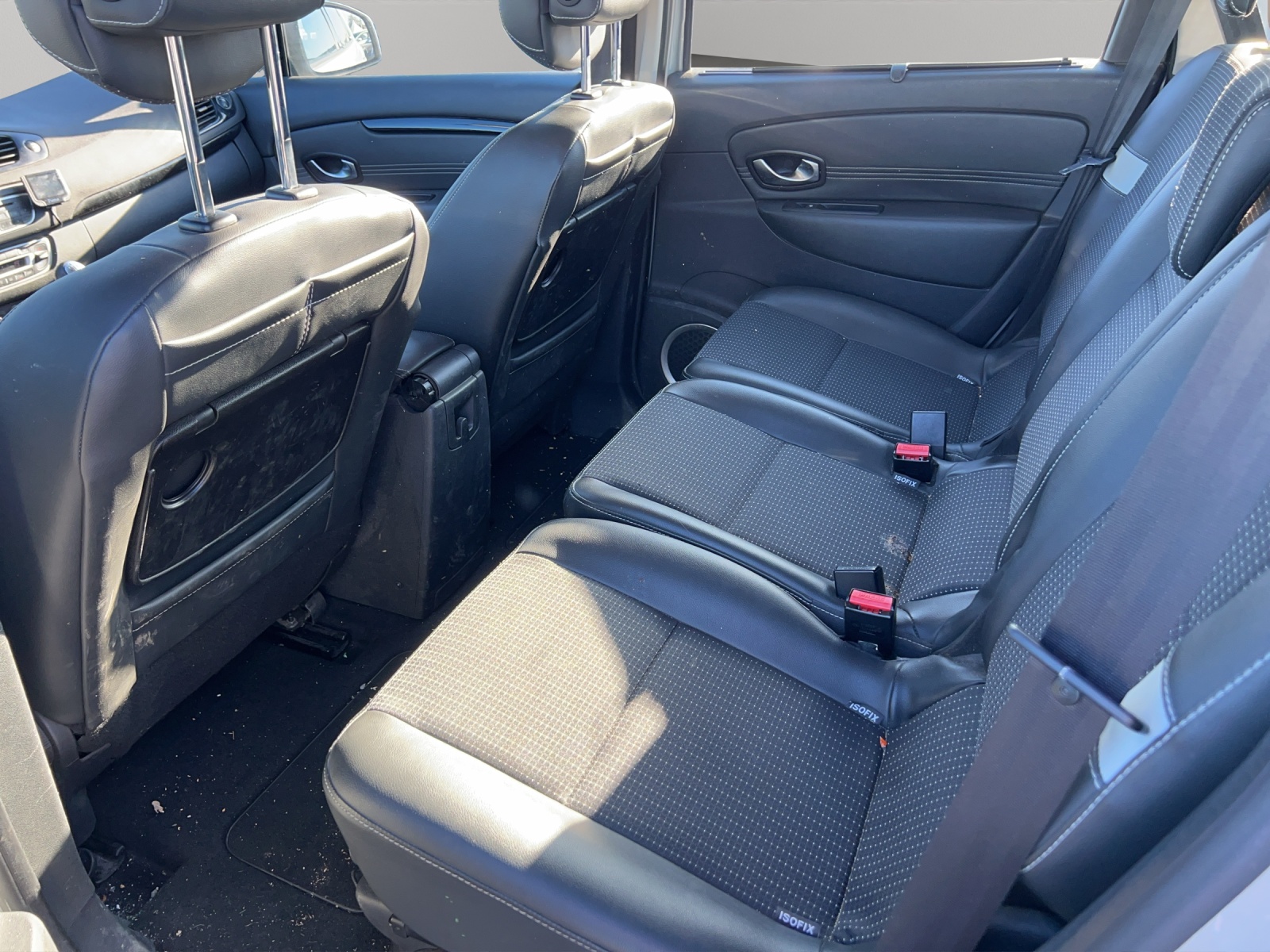 RENAULT Grand Scénic 1.6 dCi Dynamique-image-20