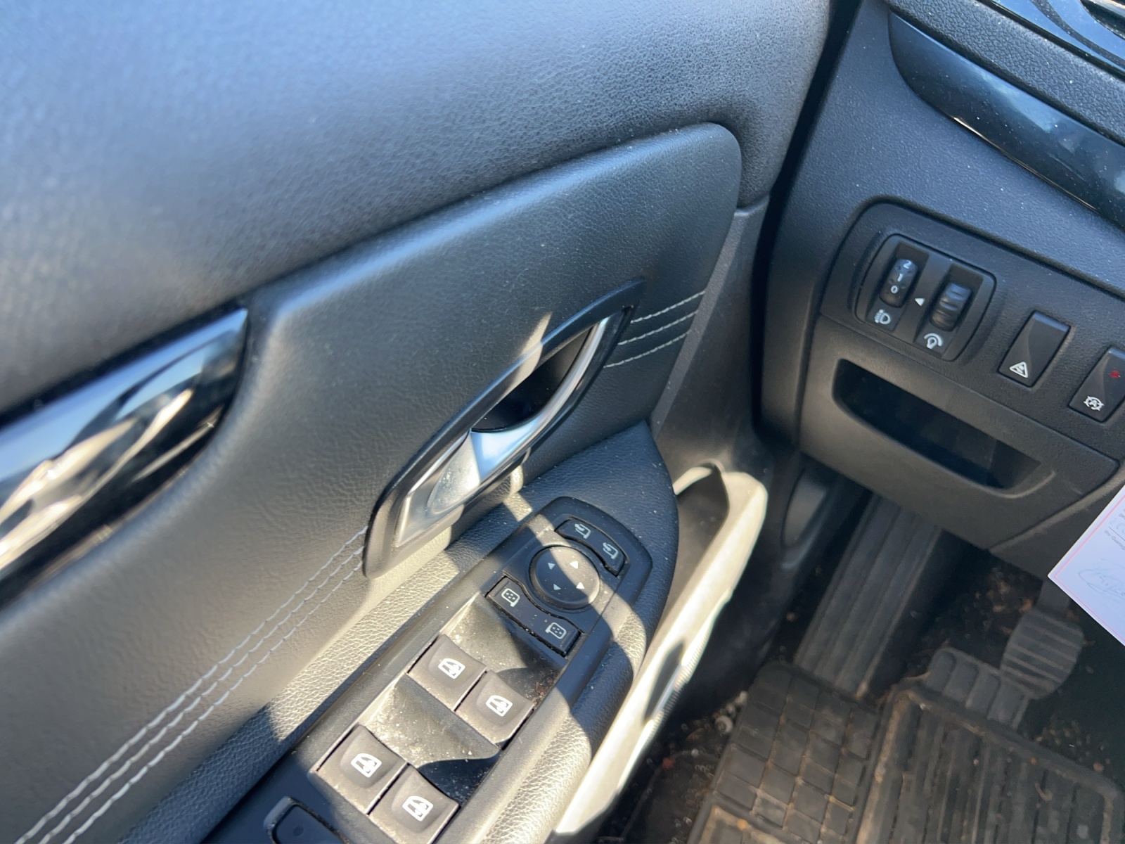 RENAULT Grand Scénic 1.6 dCi Dynamique-image-15