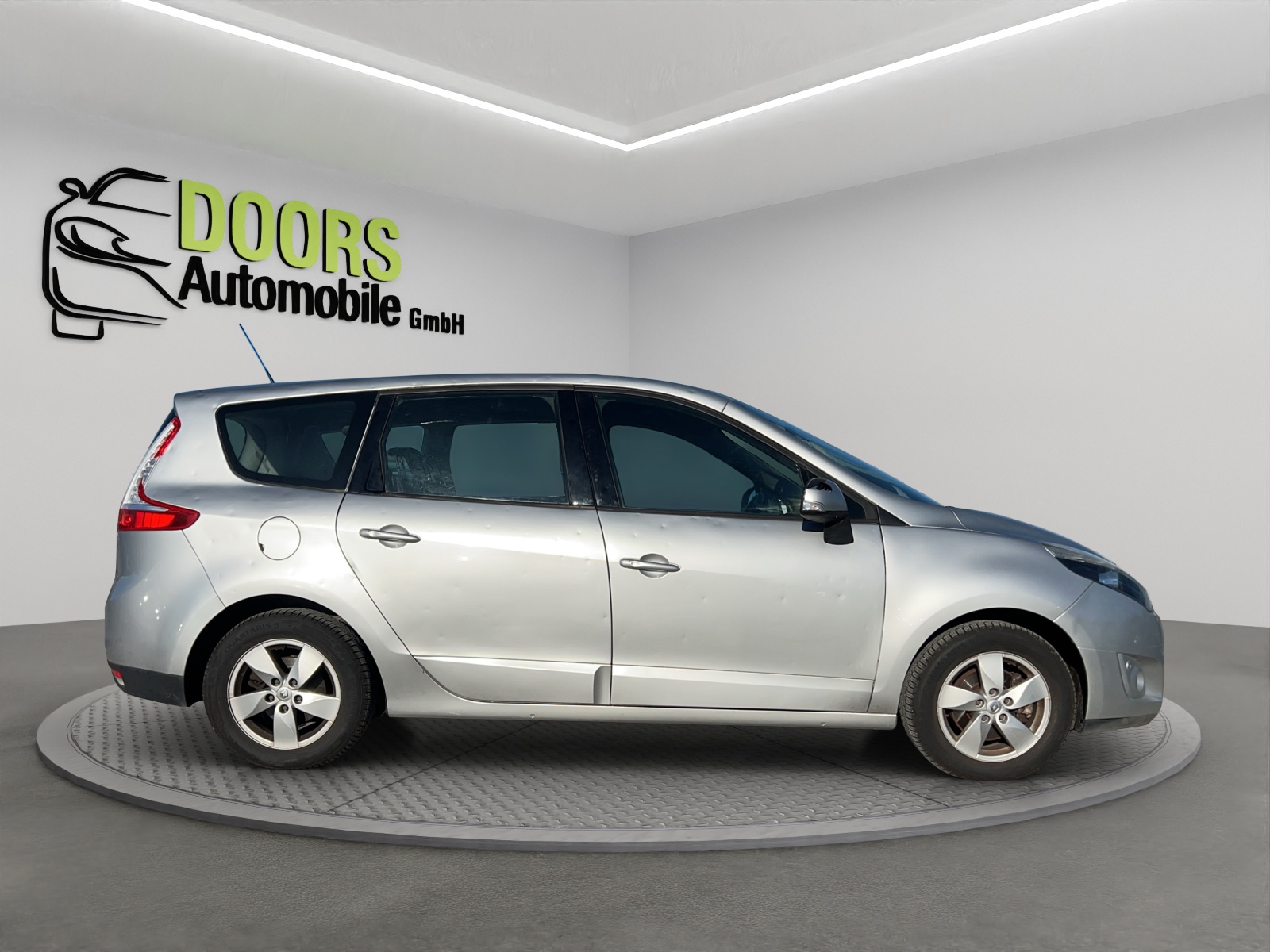 RENAULT Grand Scénic 1.6 dCi Dynamique-image-6