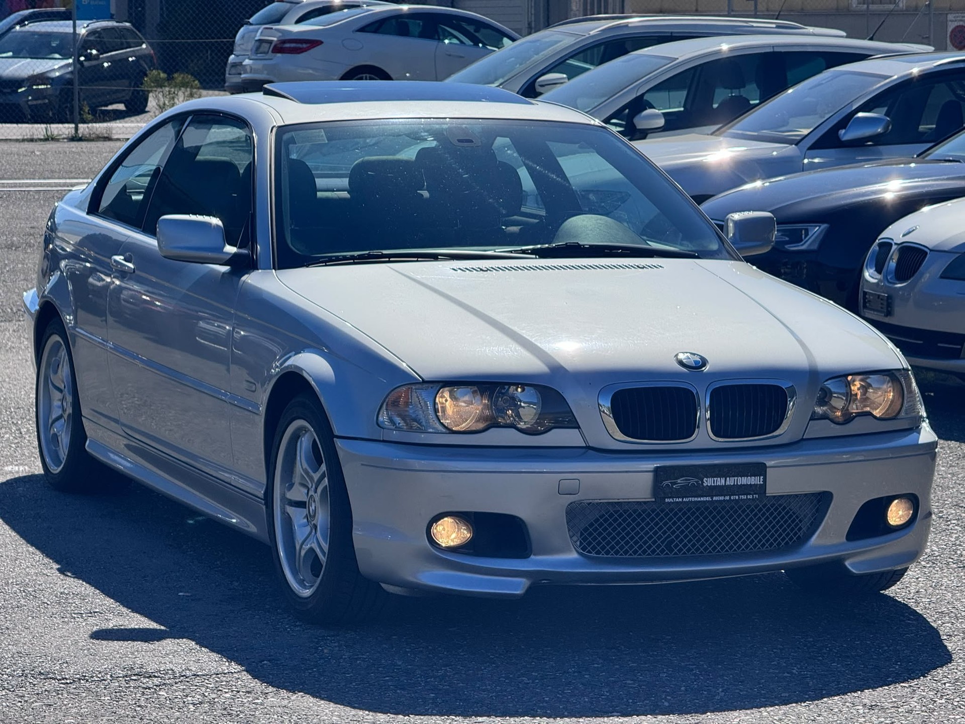 BMW 318Ci Coupé-image-3