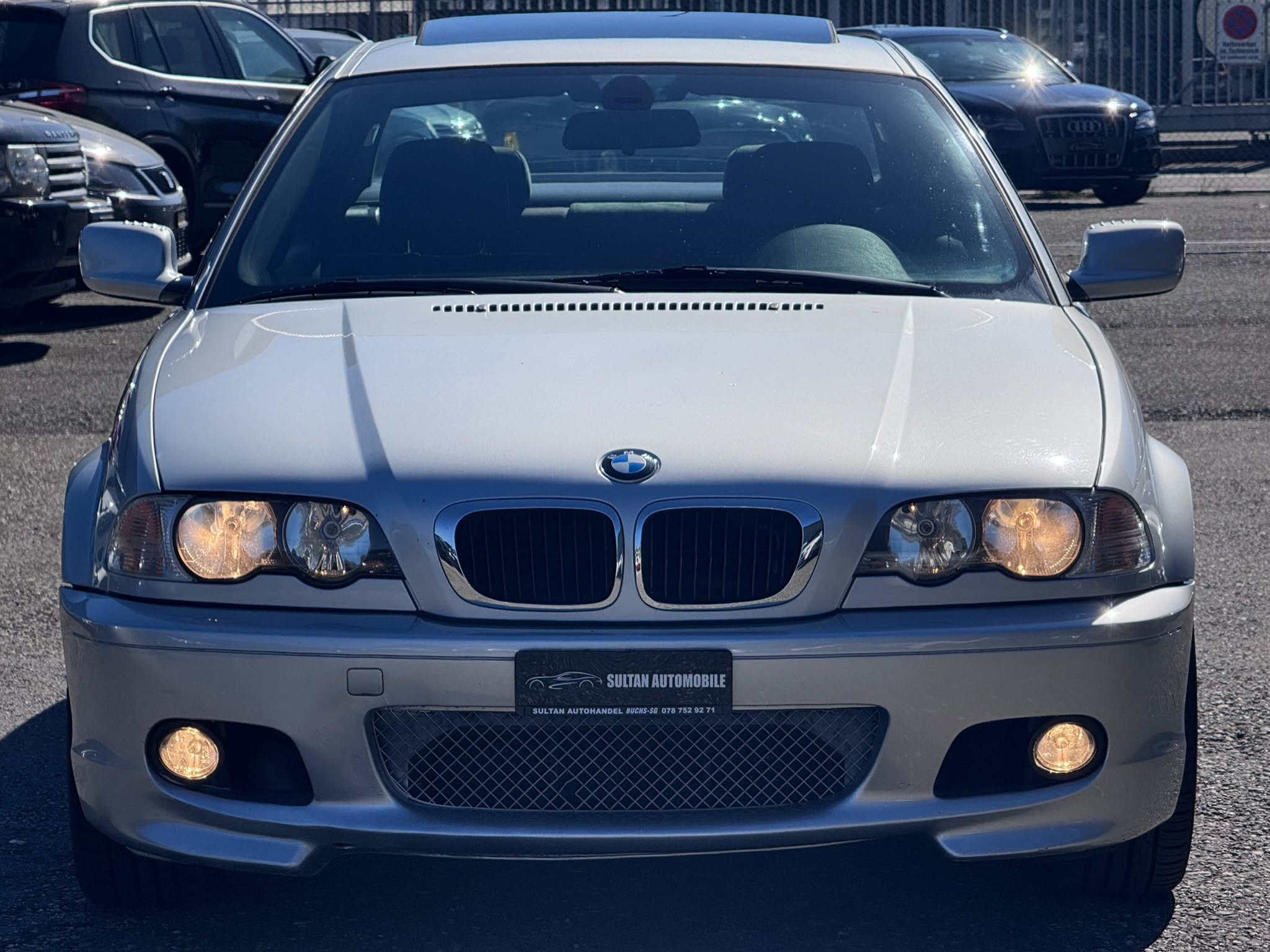 Car photo