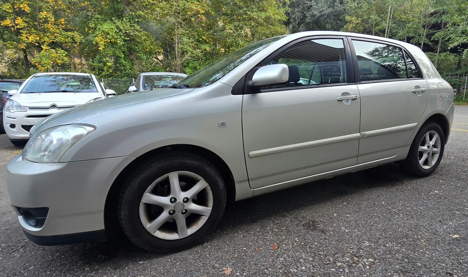 TOYOTA Corolla 1.6 Linea Terra Dynamic-image-2