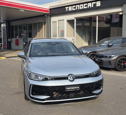 VW Passat 2.0 TDI R-Line 4M-image-3