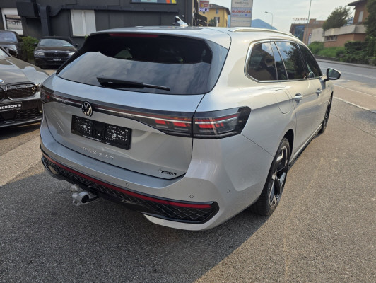 VW Passat 2.0 TDI R-Line 4M-image-7