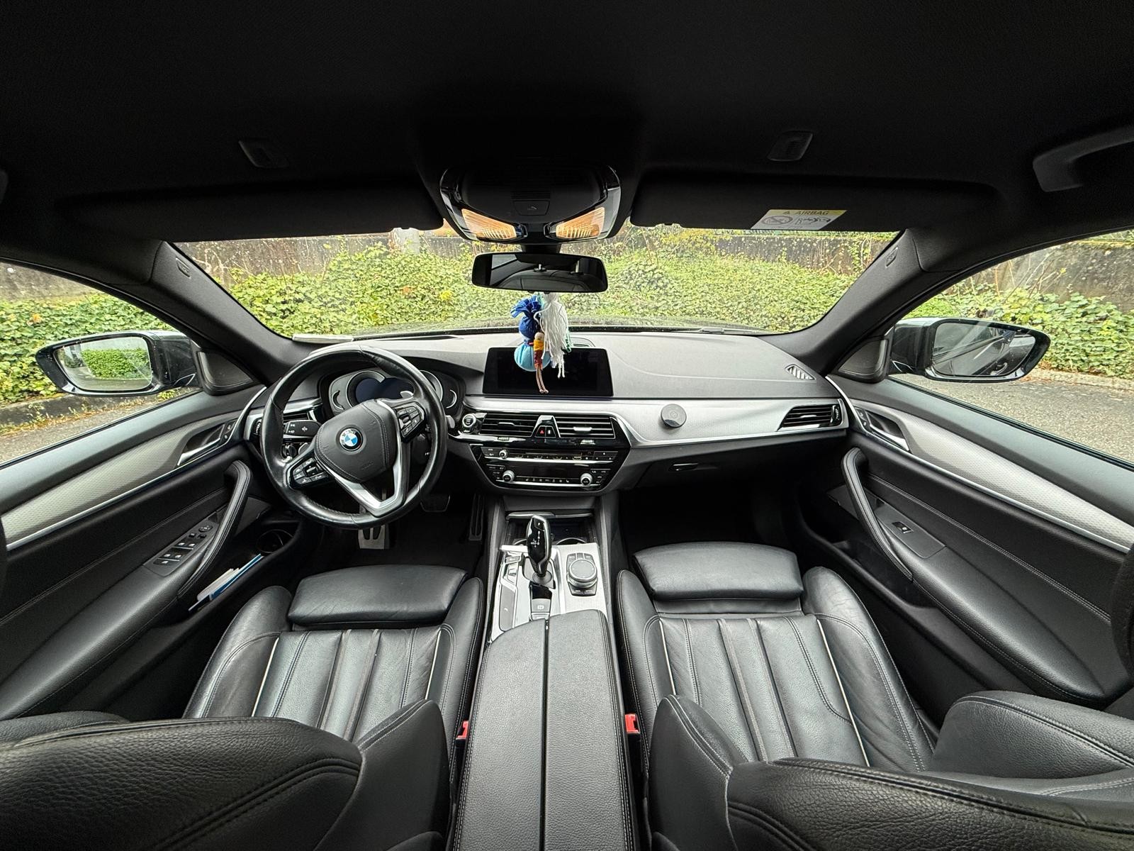BMW 520d xDrive-image-0