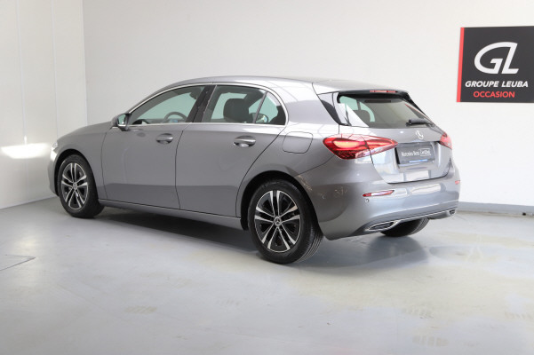 MERCEDES-BENZ A 200 7G-DCT-showroom-element-2