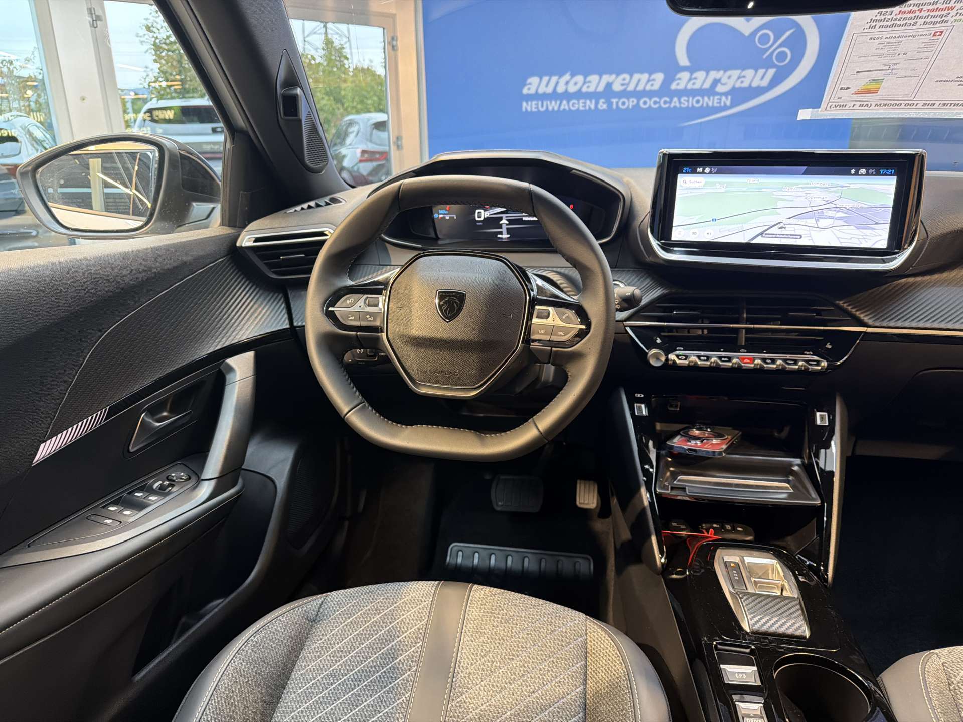 PEUGEOT 2008 1.2 145 MHEV Allure Automat-image-4
