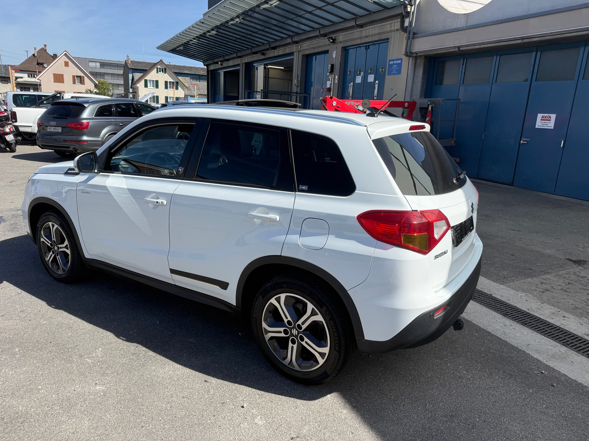 SUZUKI Vitara 1.6 TD Sergio Cellano Top-image-3