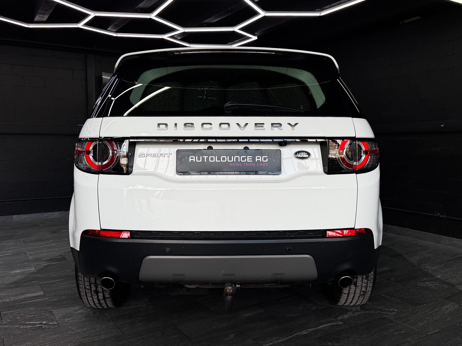 LAND ROVER Discovery Sport 2.0 TD4 HSE AT9-image-6