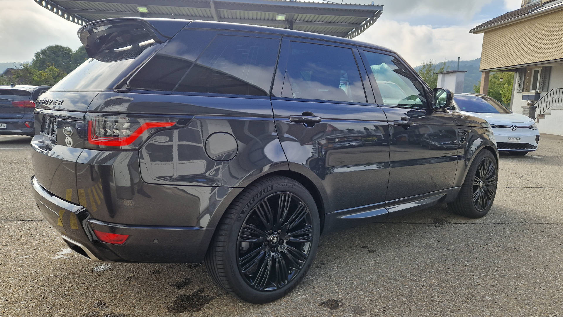 LAND ROVER Range Rover Sport 3.0 SDV6 HSE Dynamic-image-11