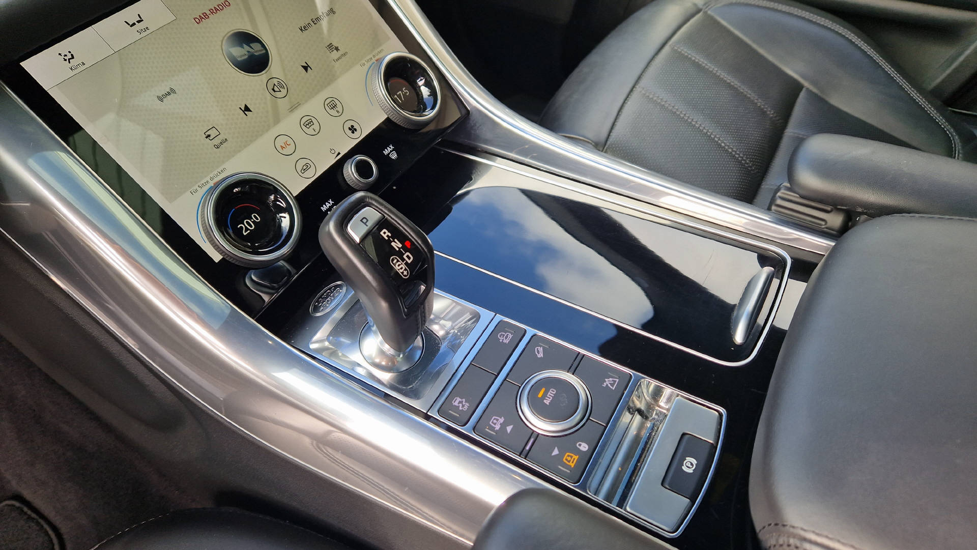 LAND ROVER Range Rover Sport 3.0 SDV6 HSE Dynamic-image-6
