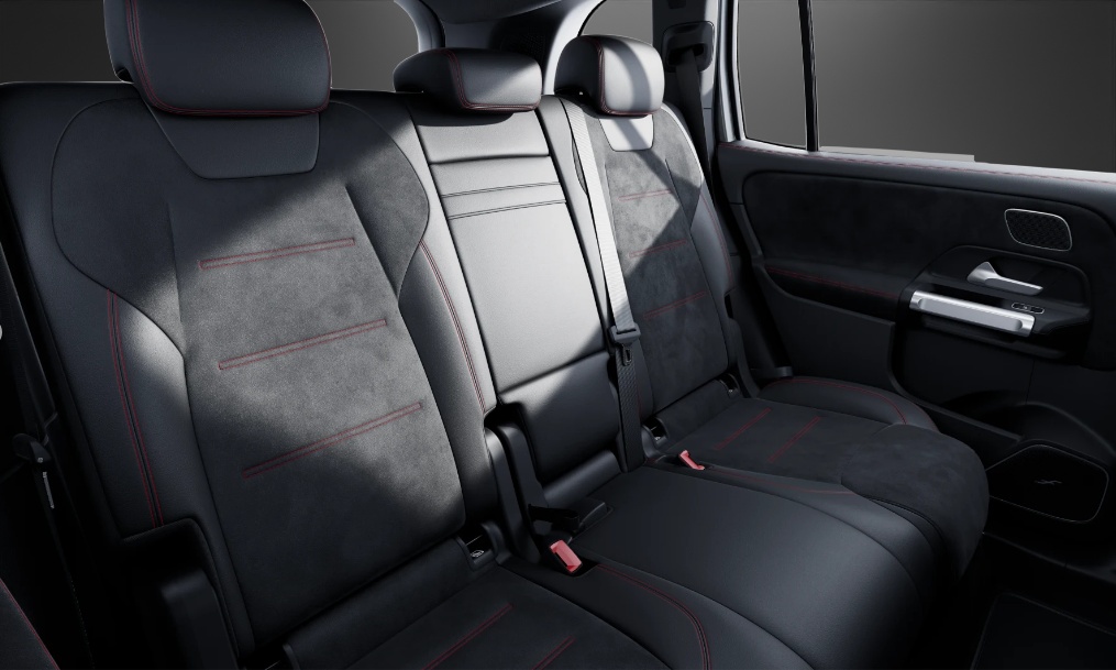 MERCEDES-BENZ GLB 250 4Matic 8G-Tronic-image-5