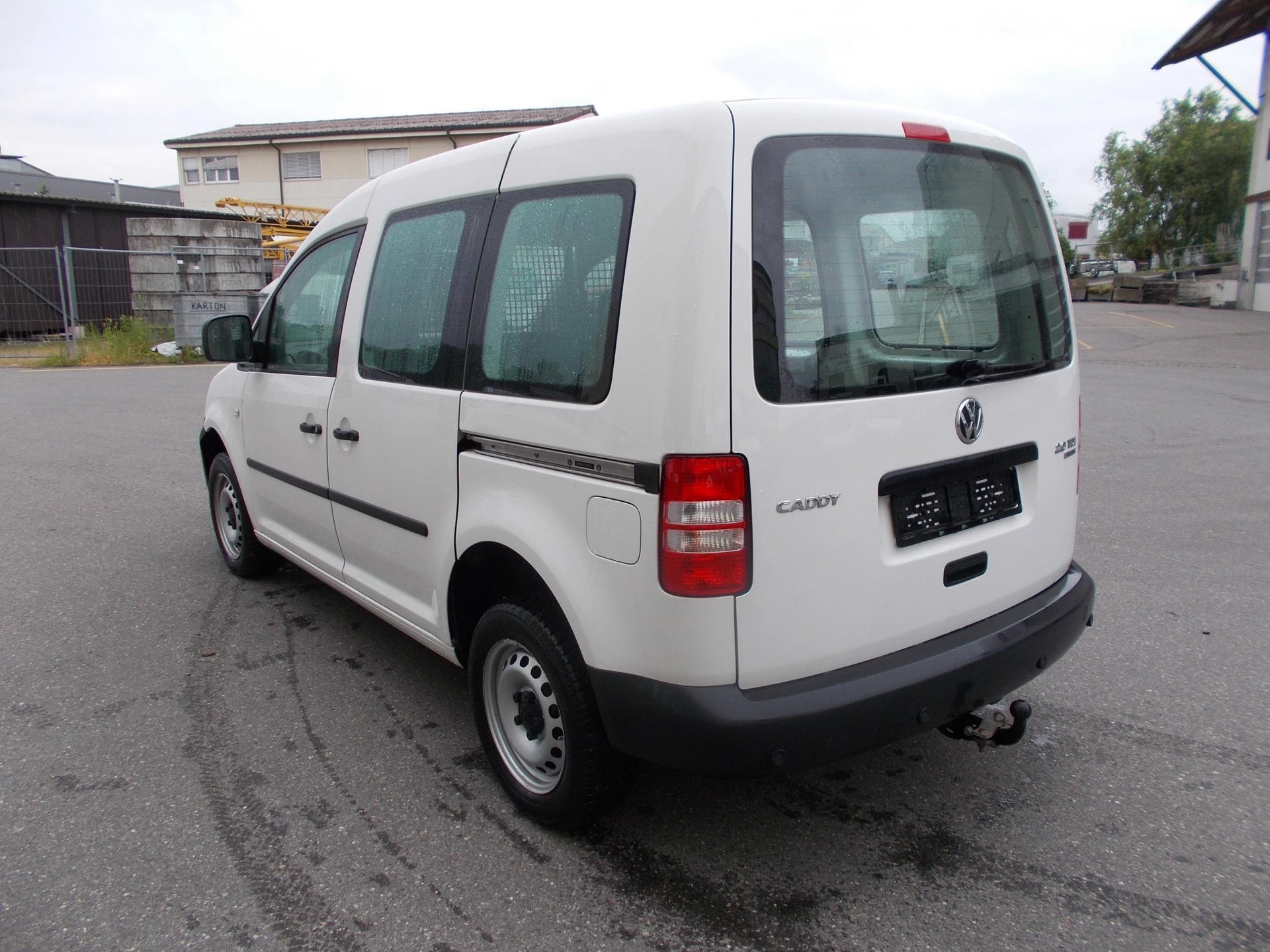 VW Caddy 2.0 TDI 4Motion-image-5