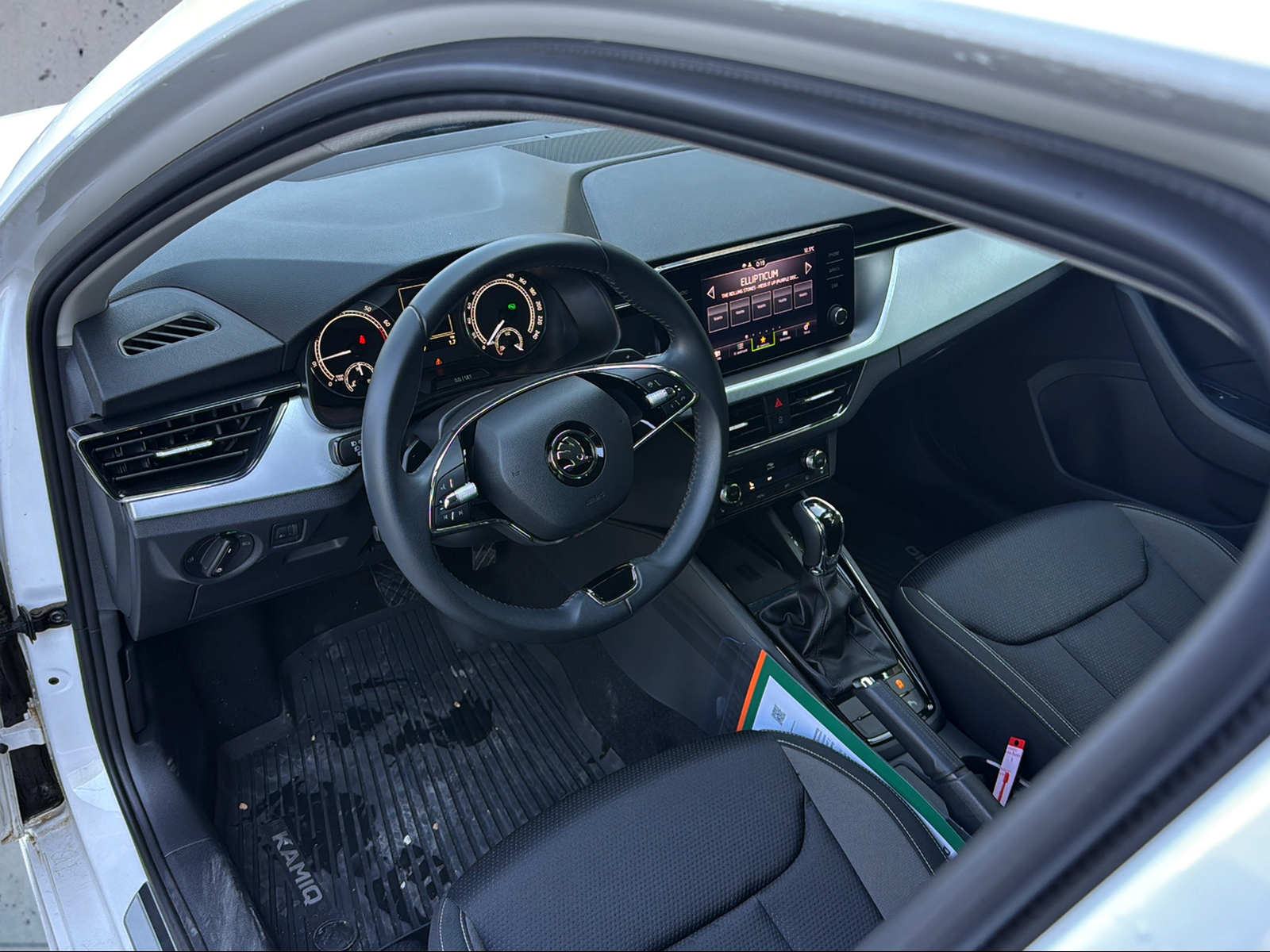 SKODA Kamiq 1.0 TSI Tour DSG-image-11