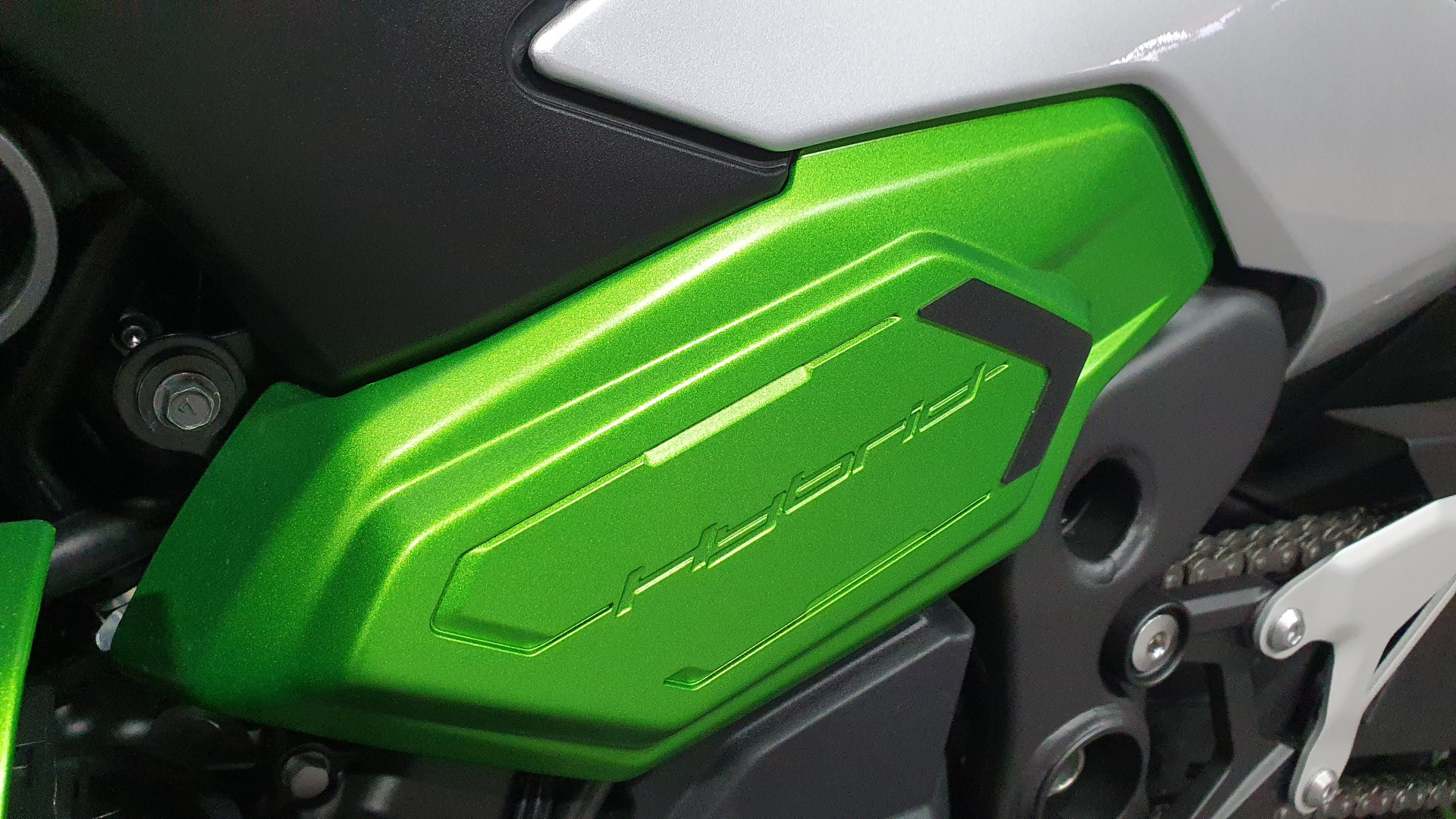 KAWASAKI Z 7 Hybrid-image-8