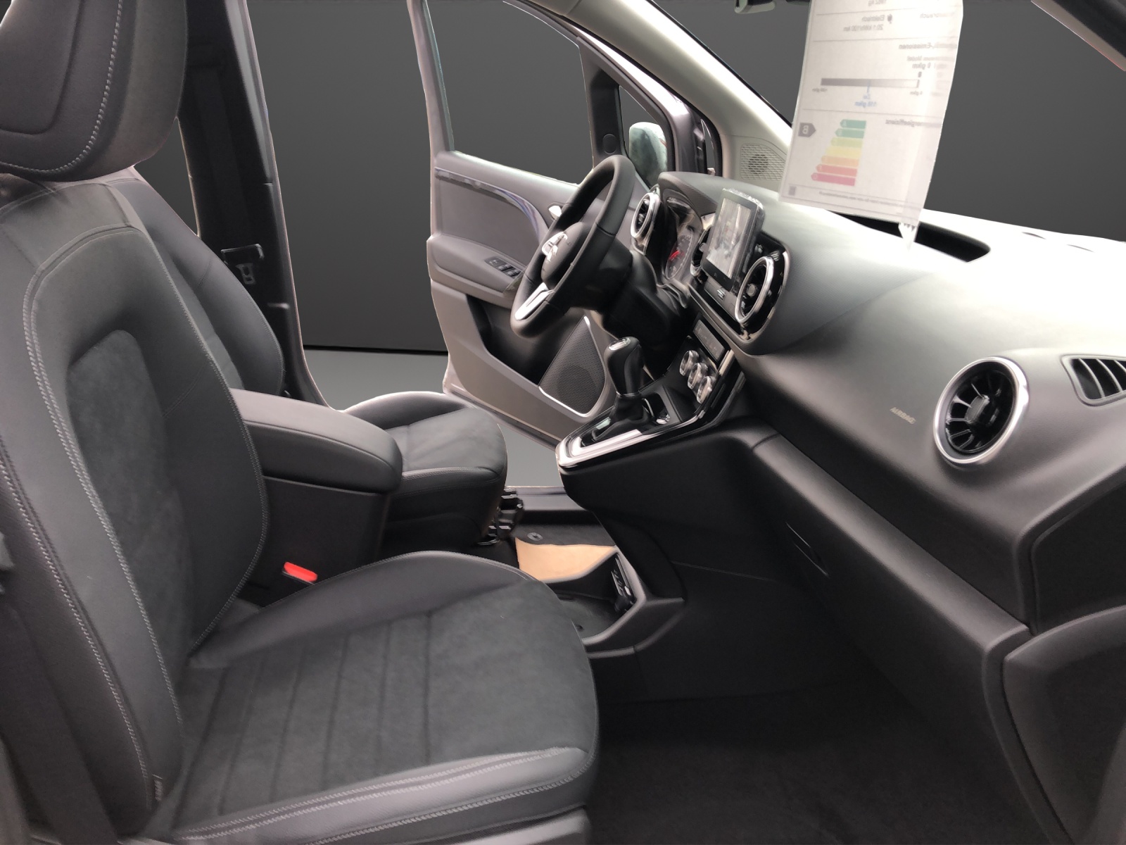 MERCEDES-BENZ EQT 45kWh Premium-image-10