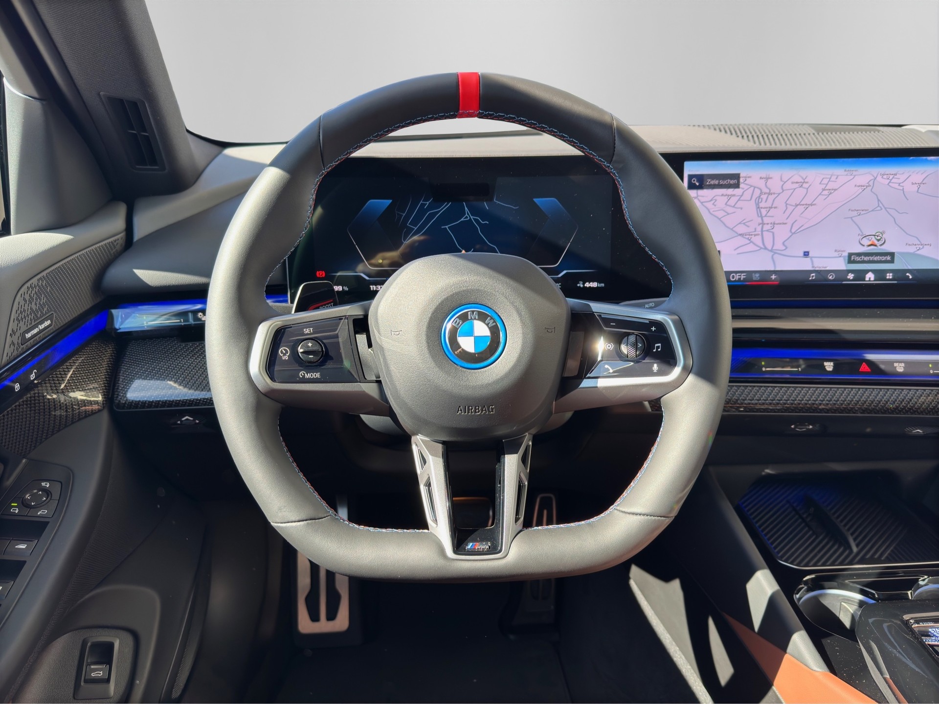 BMW i5 M60 xDrive M Sport Pro-image-12