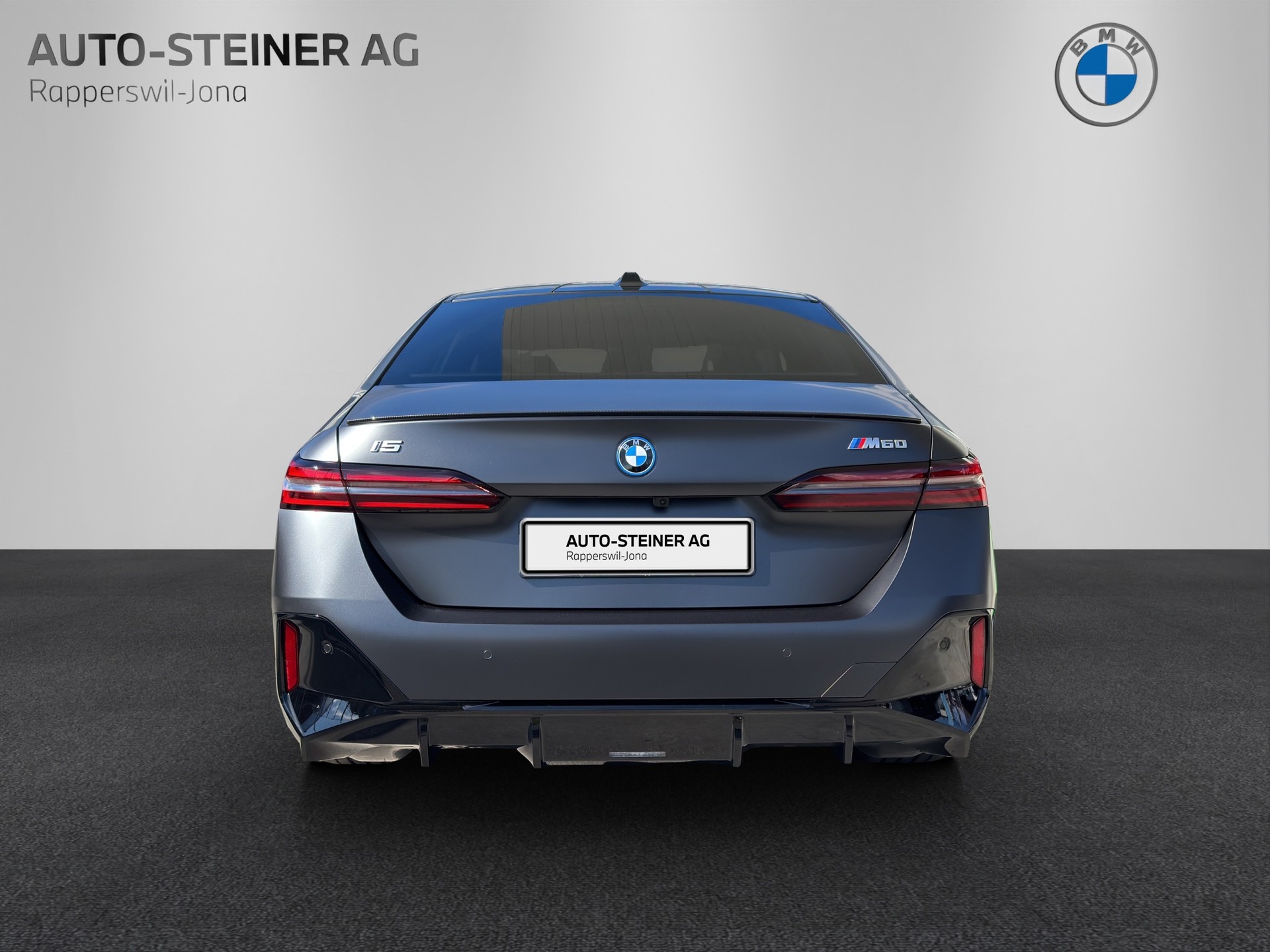 BMW i5 M60 xDrive M Sport Pro-image-3