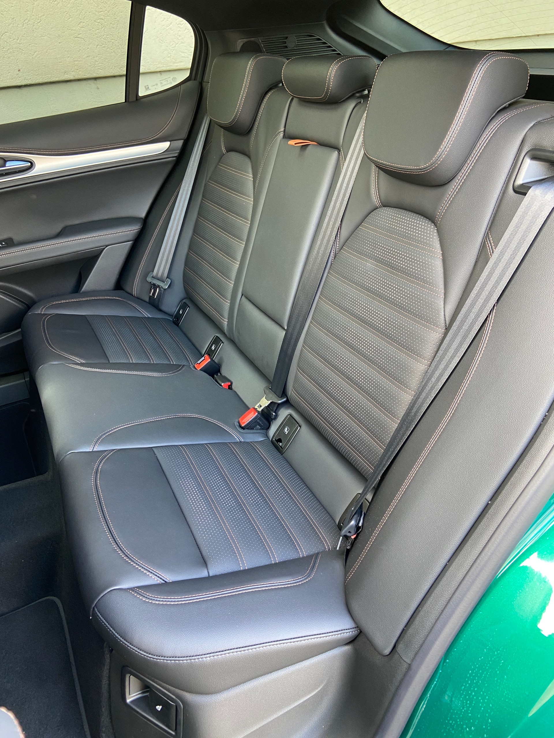ALFA ROMEO Stelvio 2.0 Intensa Sky Q4 AT8-image-8