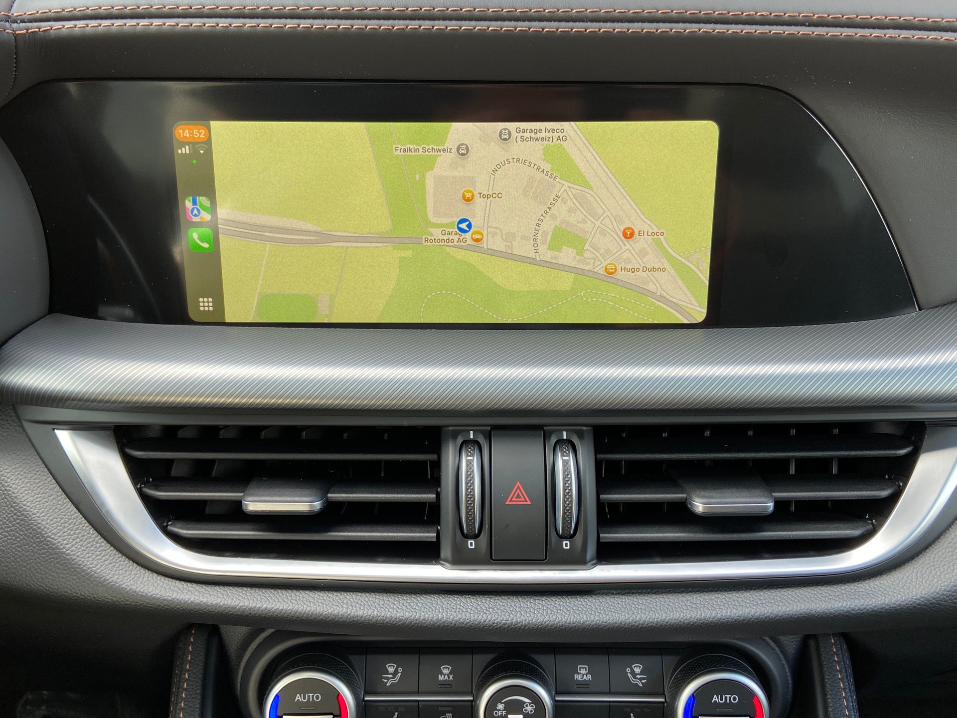 ALFA ROMEO Stelvio 2.0 Intensa Sky Q4 AT8-image-14