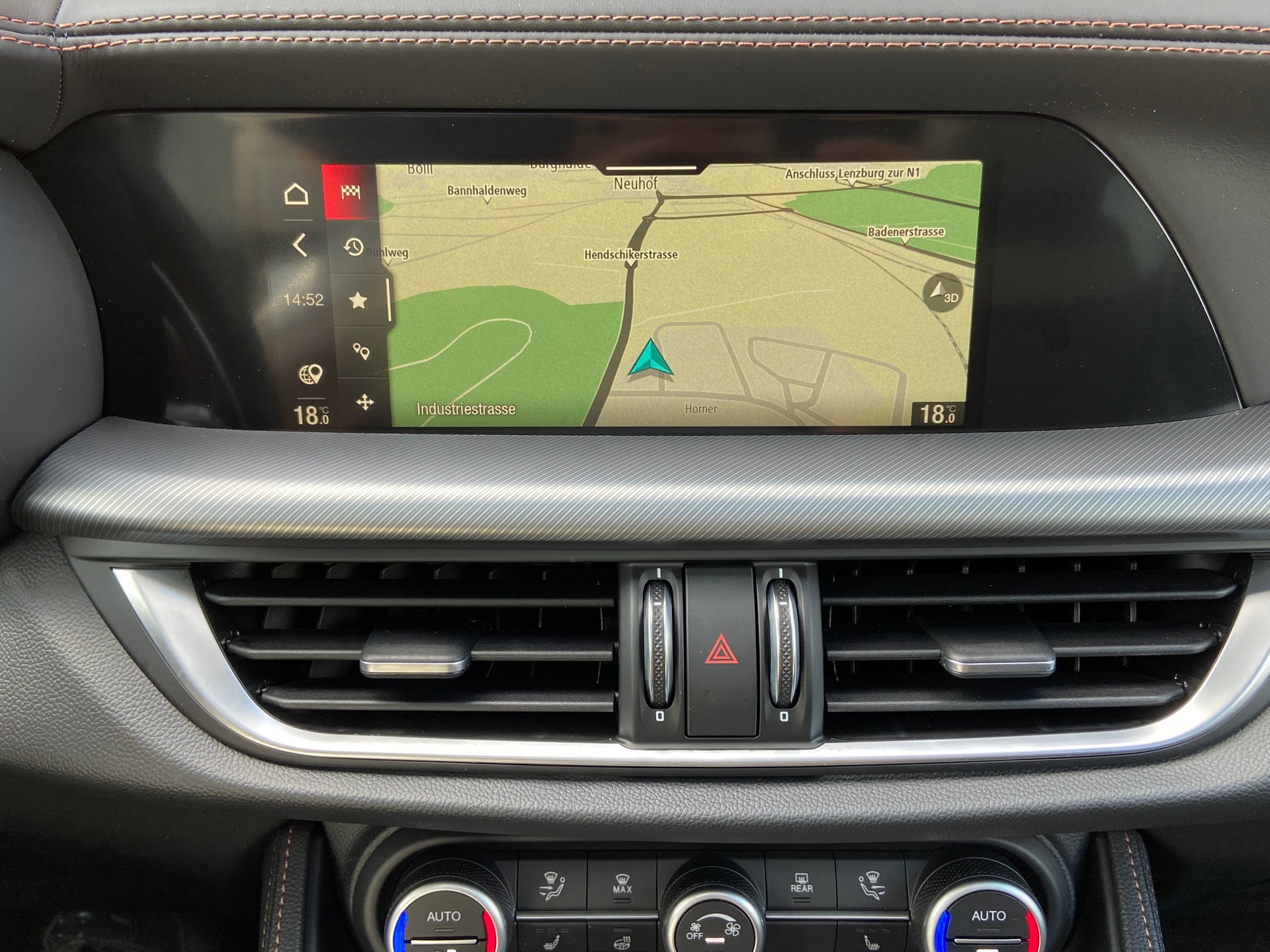 ALFA ROMEO Stelvio 2.0 Intensa Sky Q4 AT8-image-12
