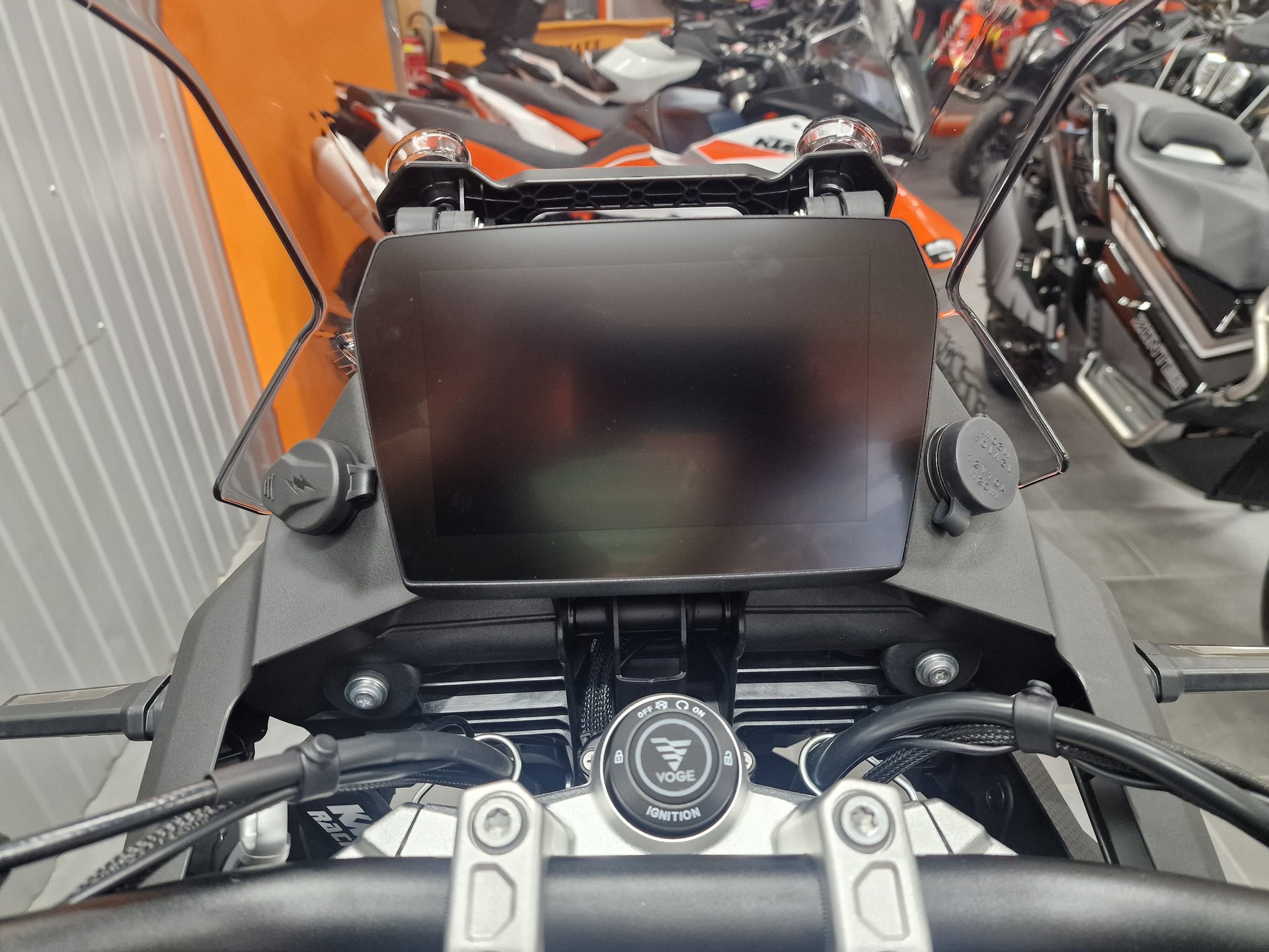 VOGE DS 900 X Black Knight (35 kW)-image-4