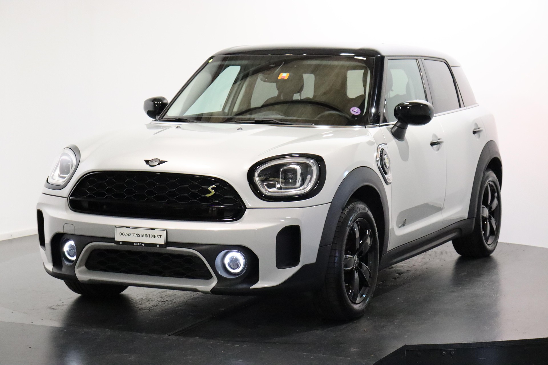 MINI Countryman F60 1.5i Cooper S E ALL4-image-0
