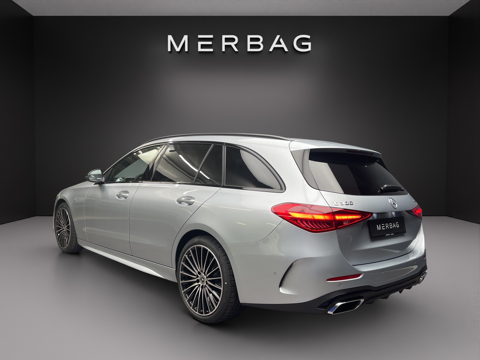 MERCEDES-BENZ C 300 T 4 Matic-image-3