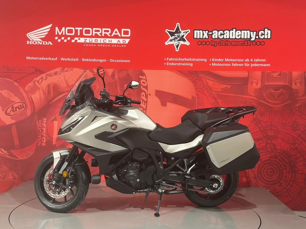 HONDA NT 1100 *Neufahrzeug**Beige-showroom-element-1