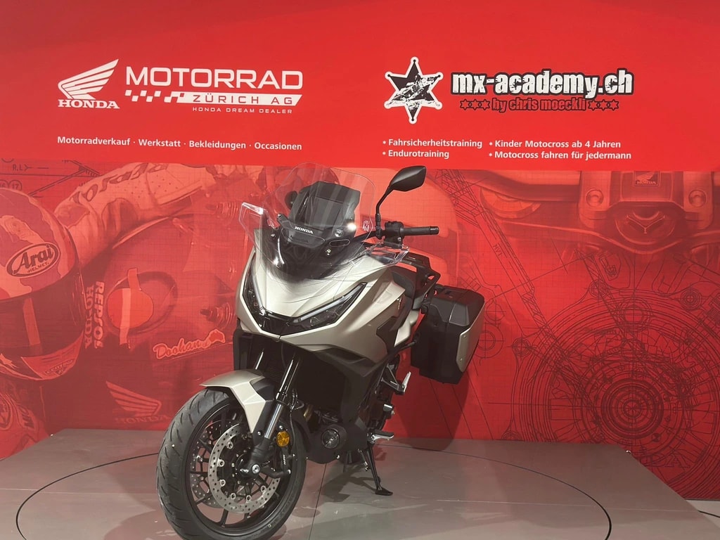HONDA NT 1100 *Neufahrzeug**Beige-image-8