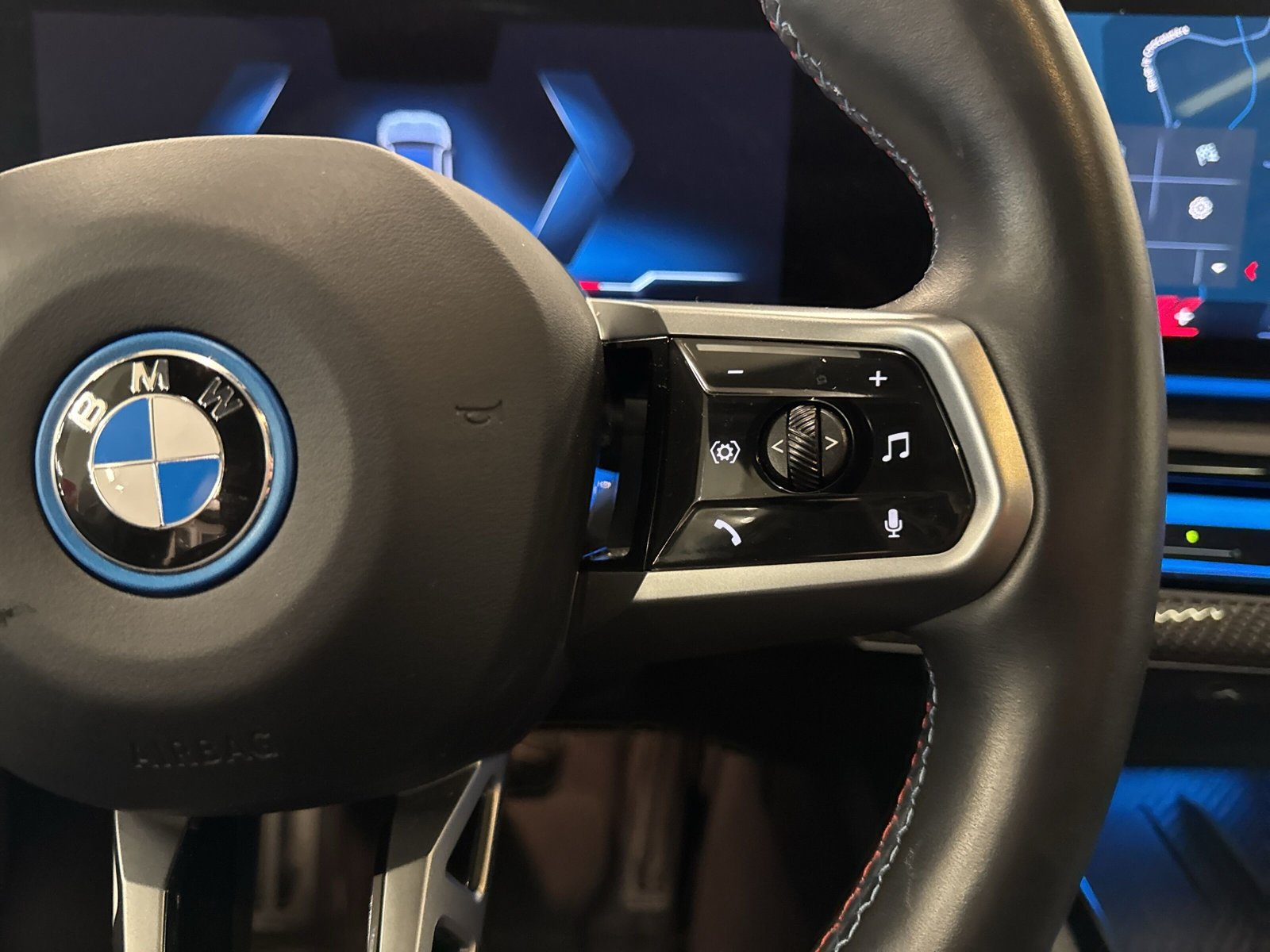 BMW i5 M60 xDrive M Sport Pro-image-15