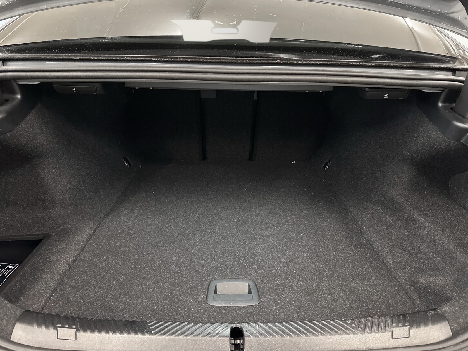 BMW i5 M60 xDrive M Sport Pro-image-7